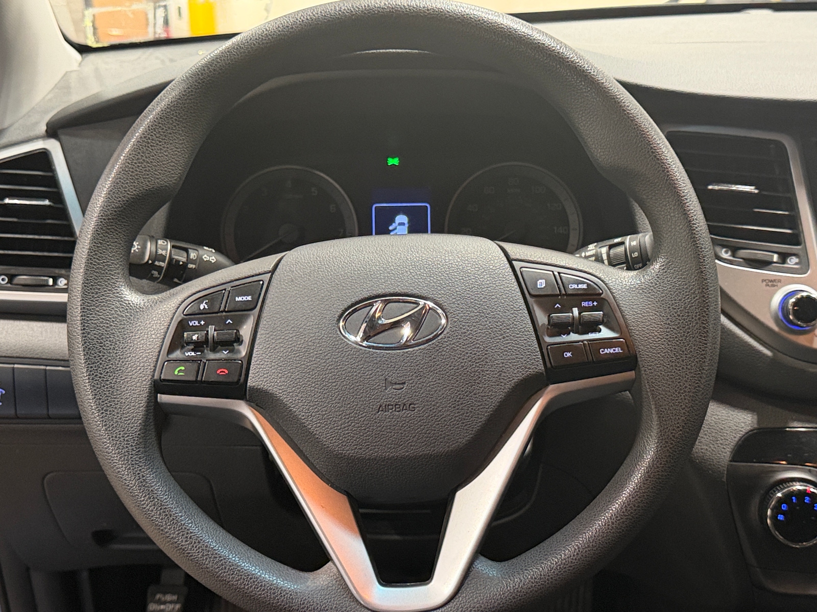 Thumbnail: 2017 Hyundai Tucson - 5