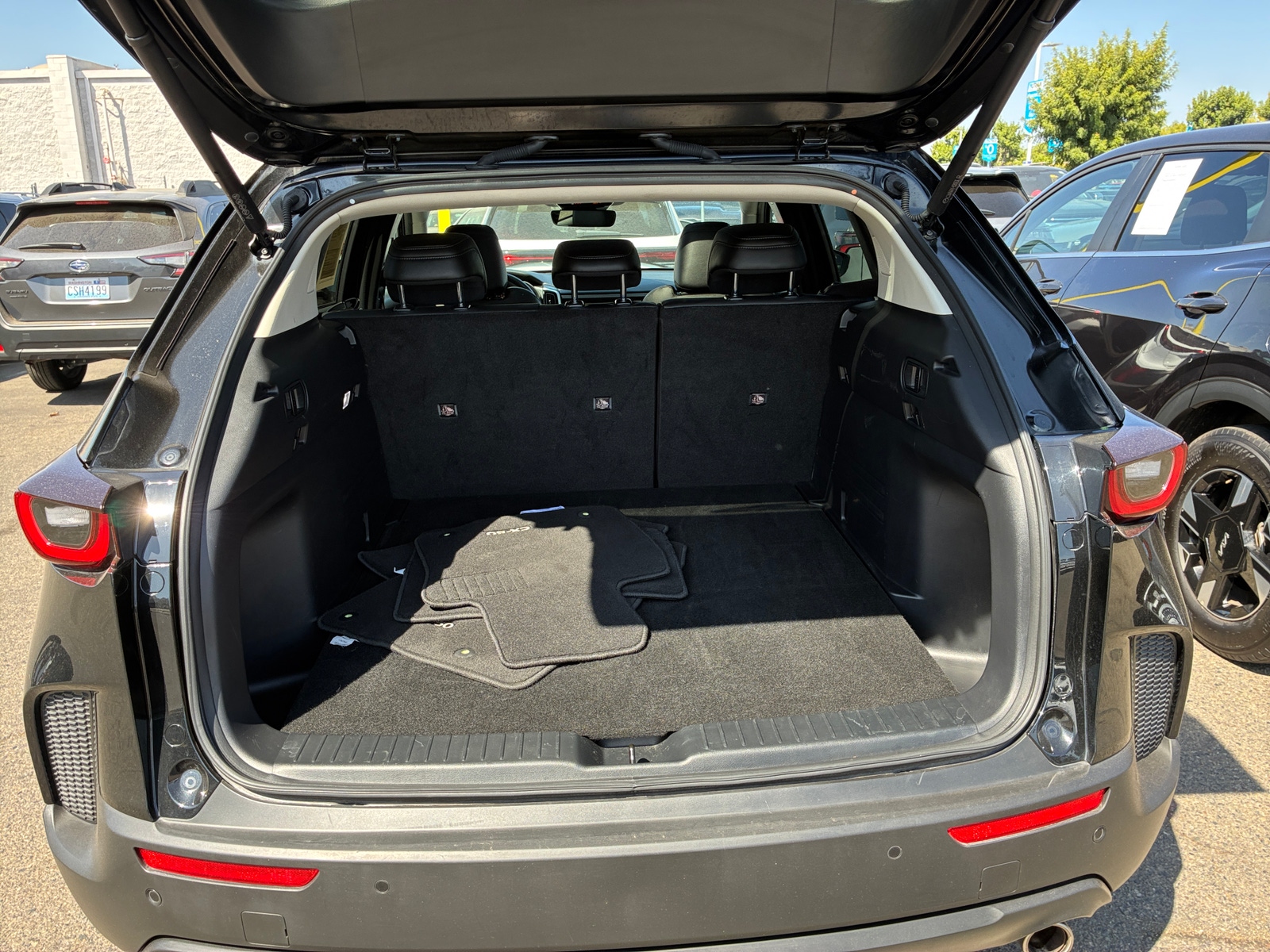 Thumbnail: 2026 Mazda CX-50 - 5