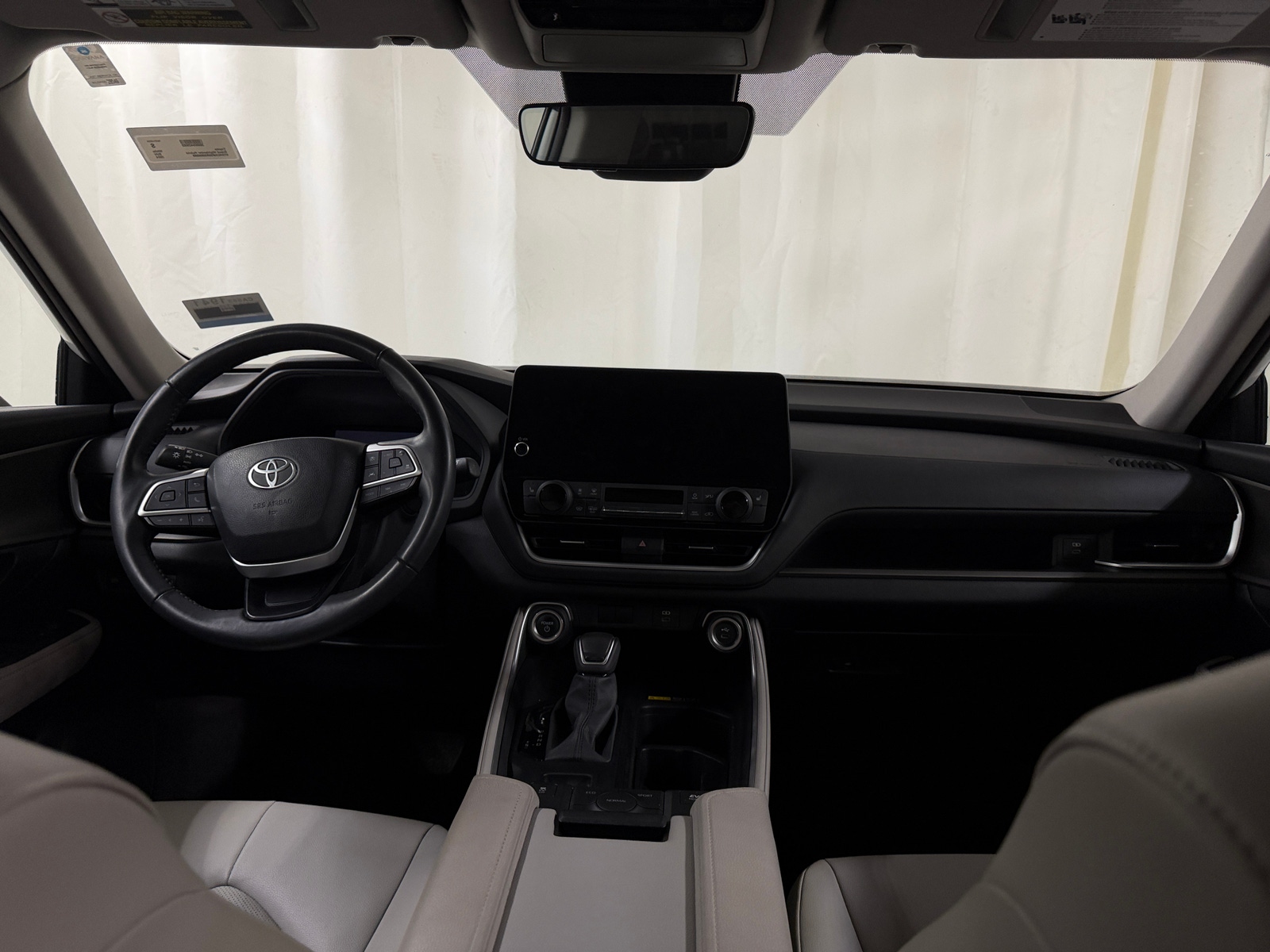Thumbnail: 2024 Toyota Grand Highlander - 2
