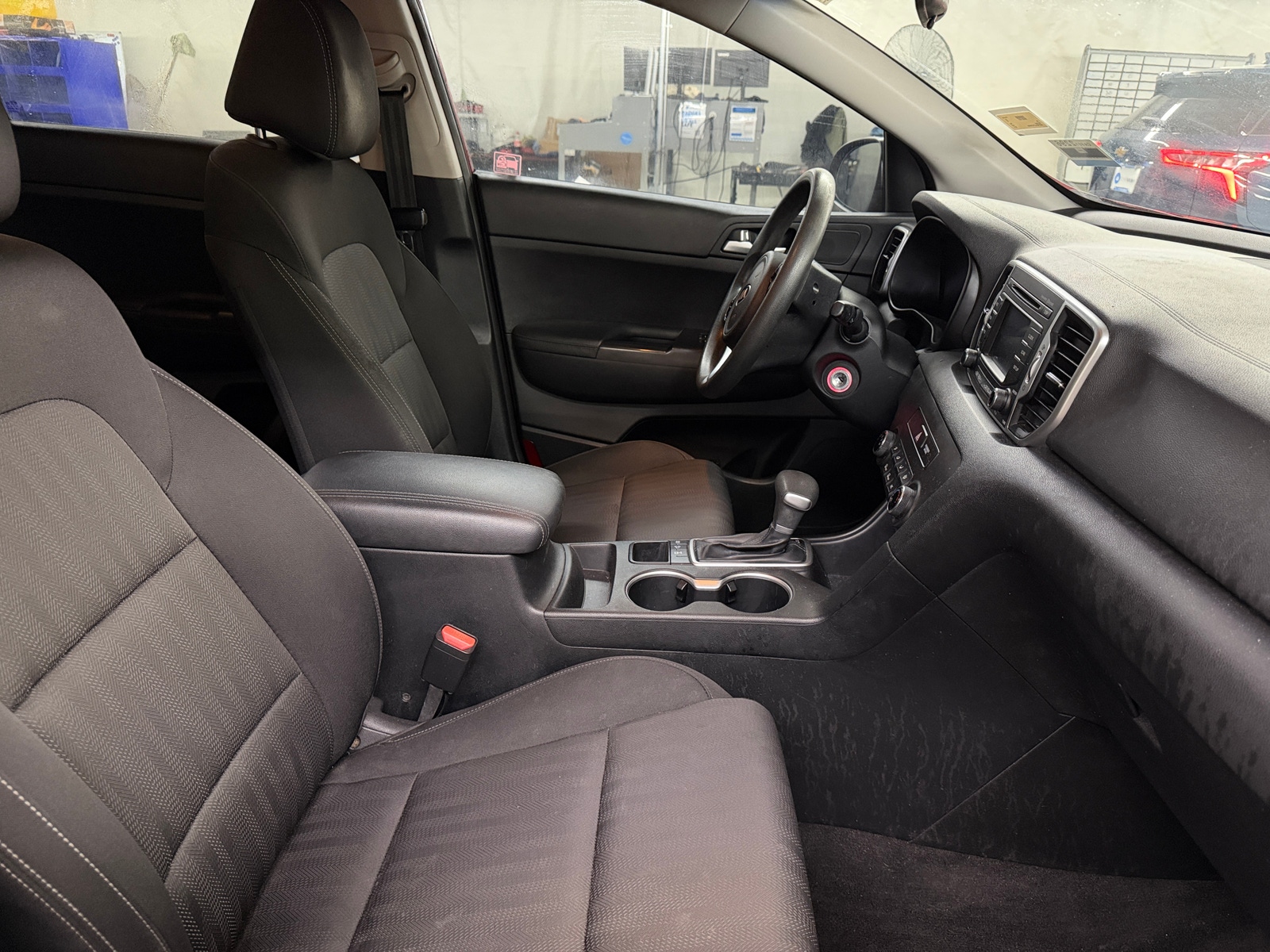 Thumbnail: 2017 Kia Sportage - 2