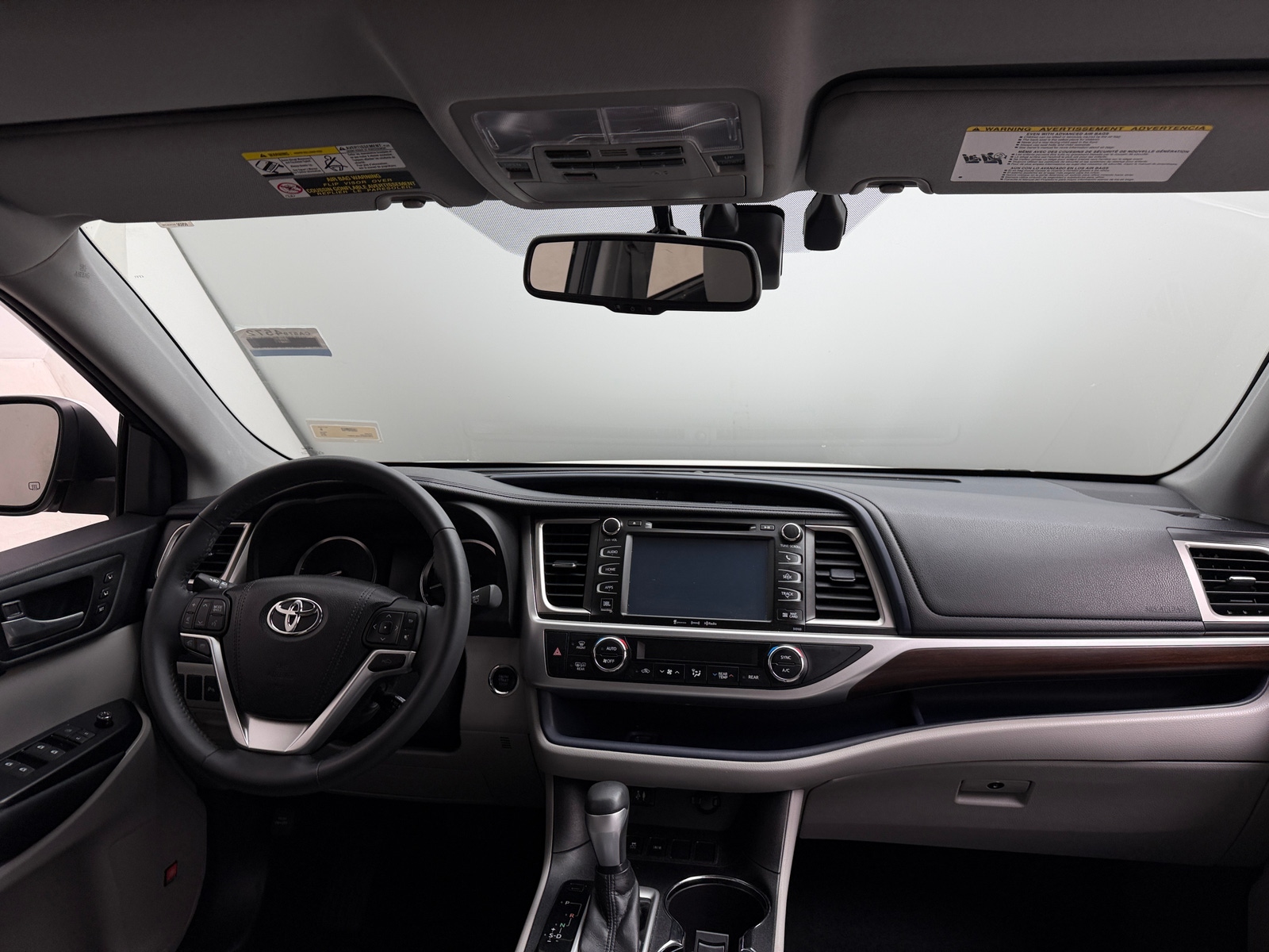 Thumbnail: 2016 Toyota Highlander - 2