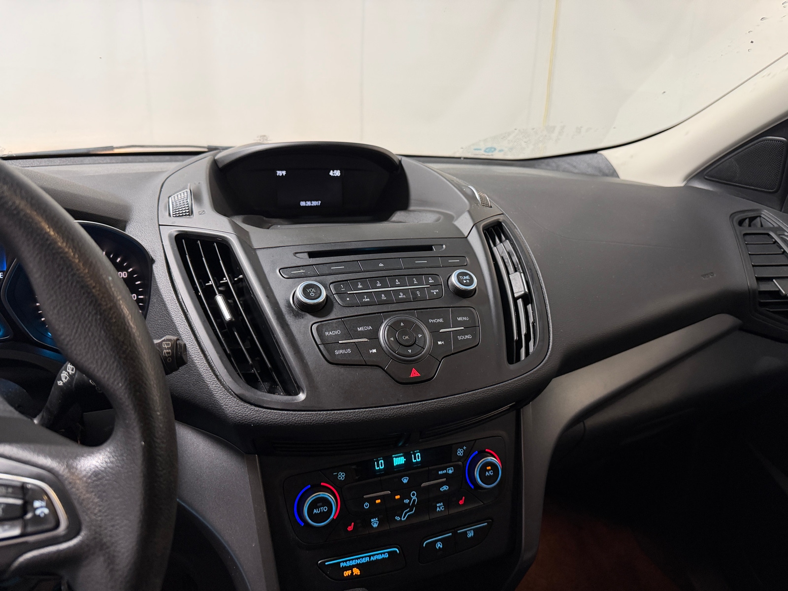 Thumbnail: 2018 Ford Escape - 4
