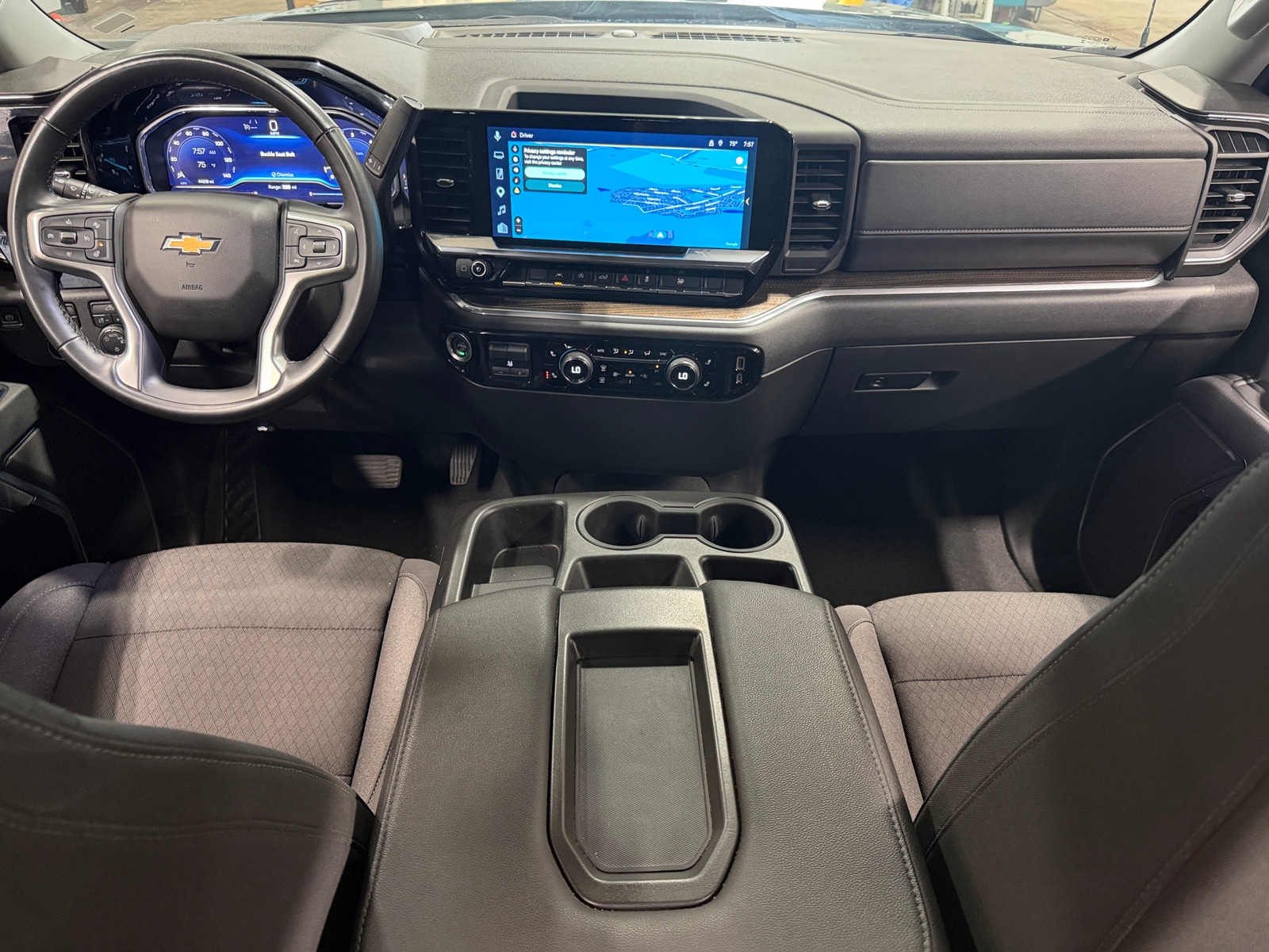 Thumbnail: 2025 Chevrolet Silverado 1500 - 3