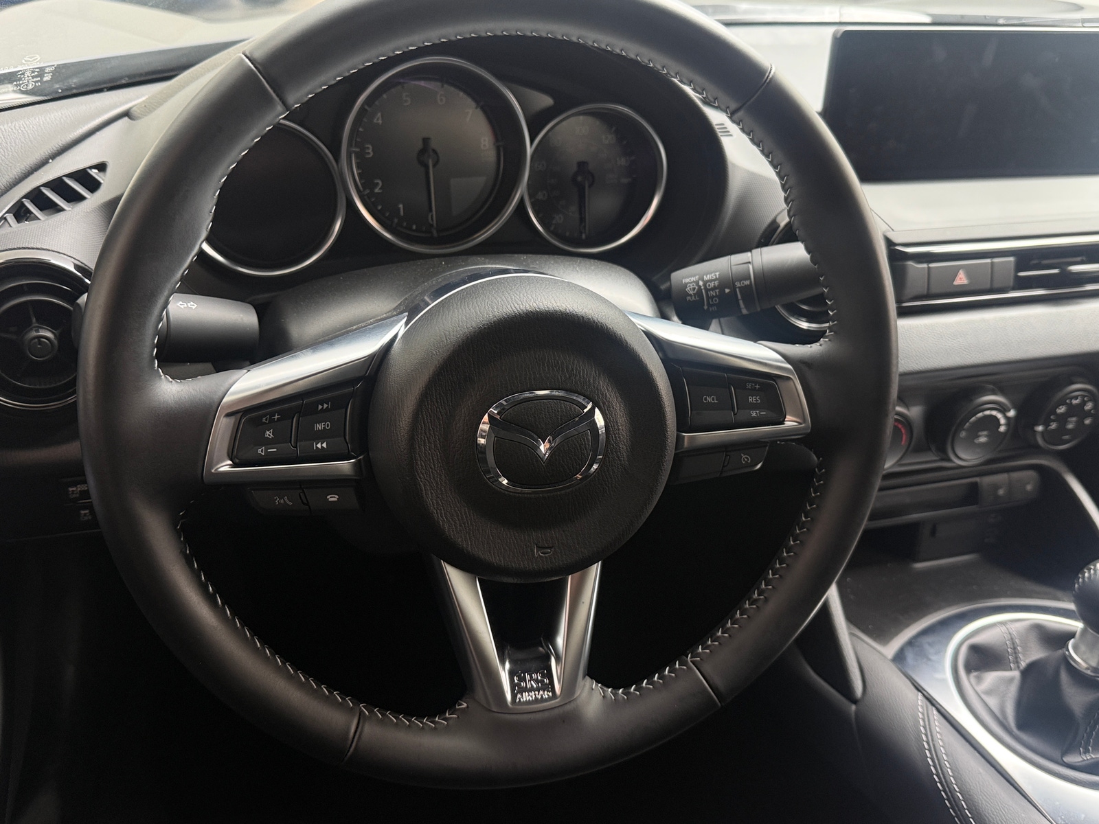Thumbnail: 2025 Mazda MX-5 Miata - 5