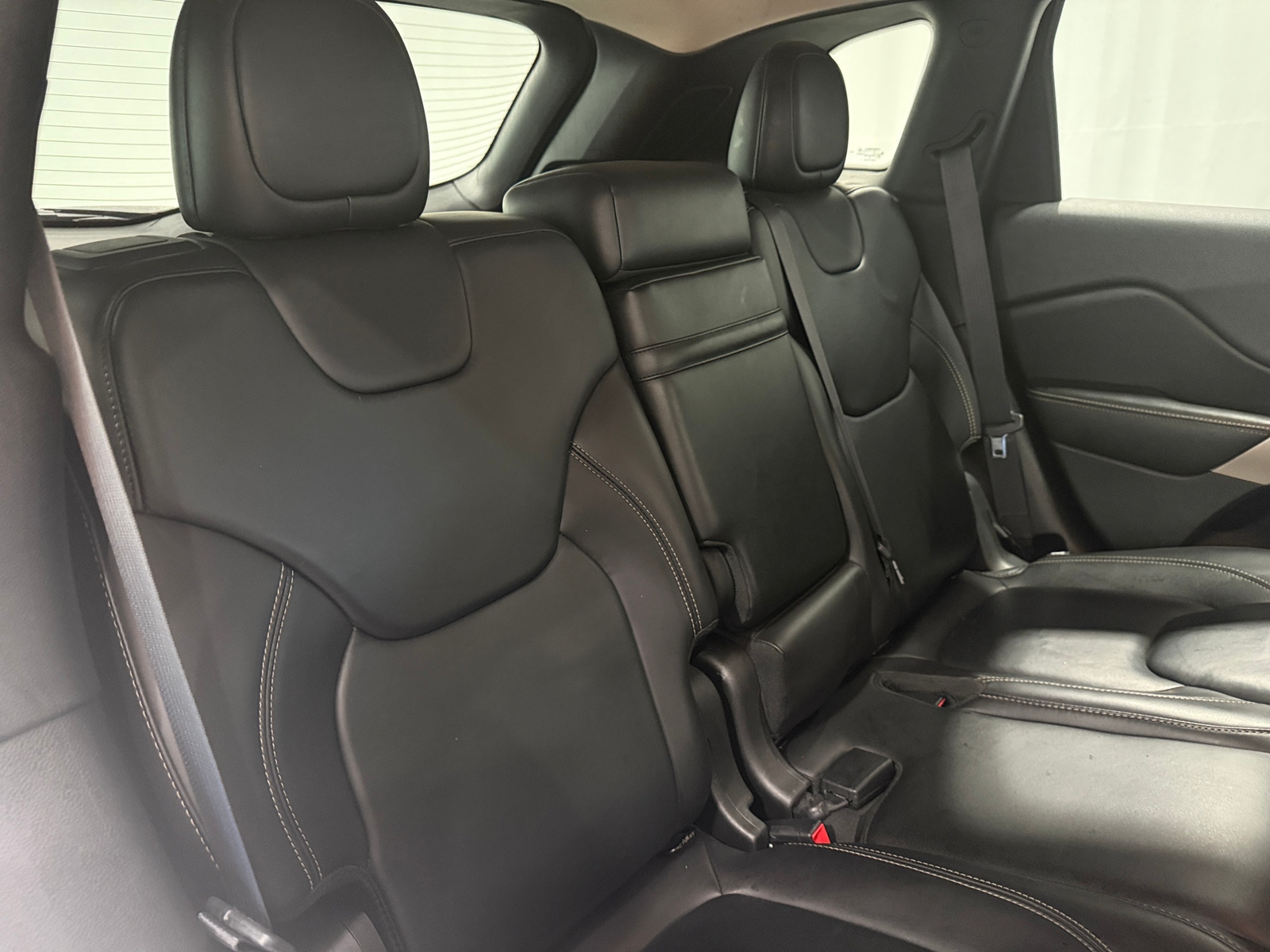Thumbnail: 2017 Jeep Cherokee - 5