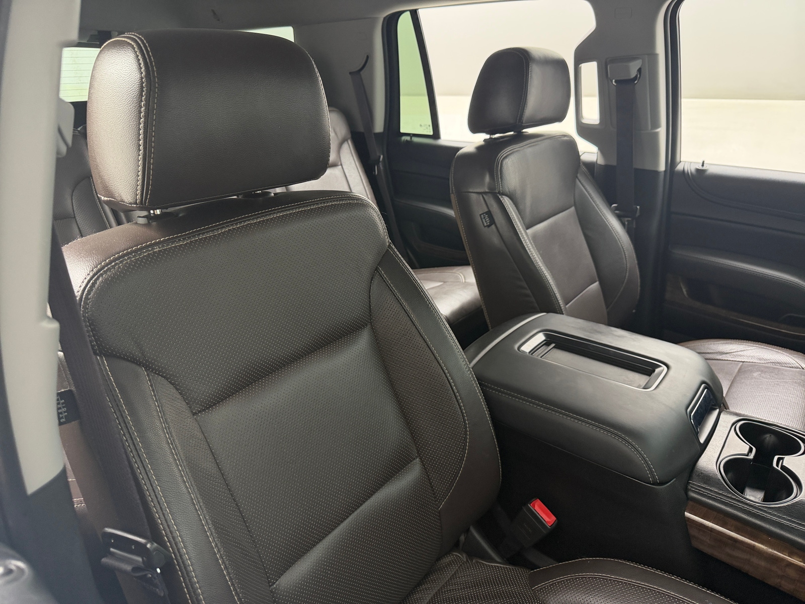 Thumbnail: 2017 Chevrolet Tahoe - 2