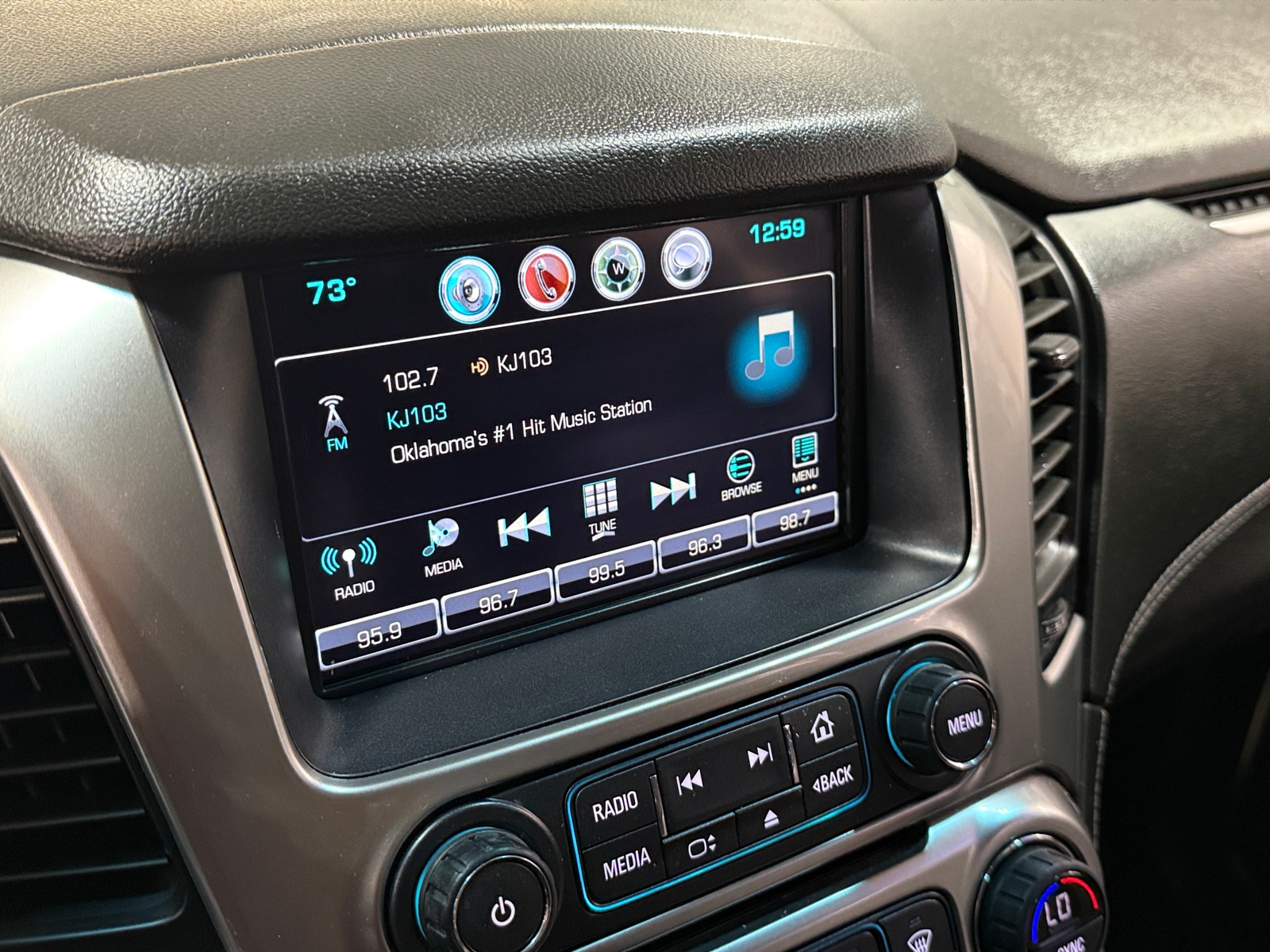 Thumbnail: 2017 Chevrolet Tahoe - 4