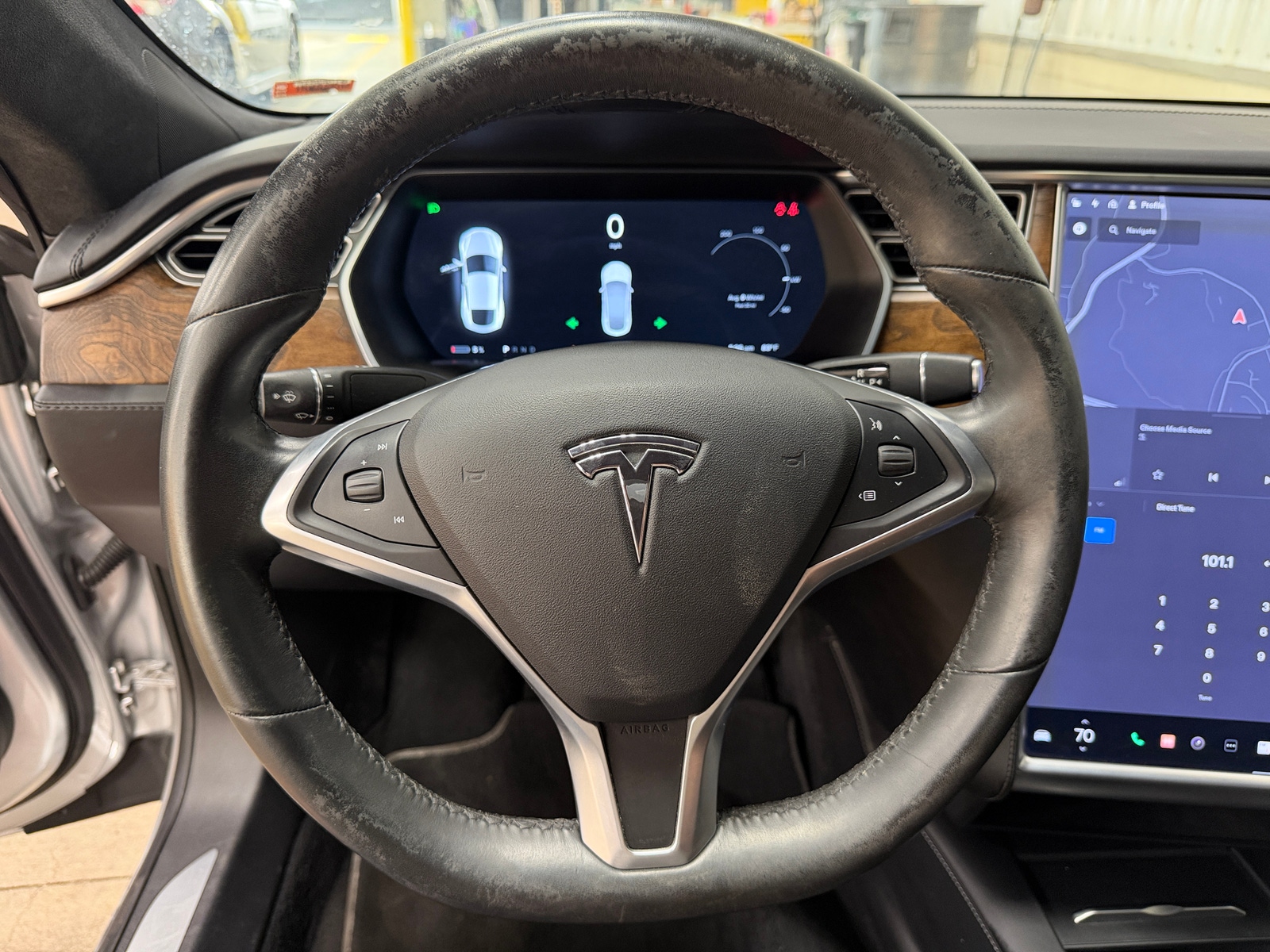 Thumbnail: 2017 Tesla Model S - 4