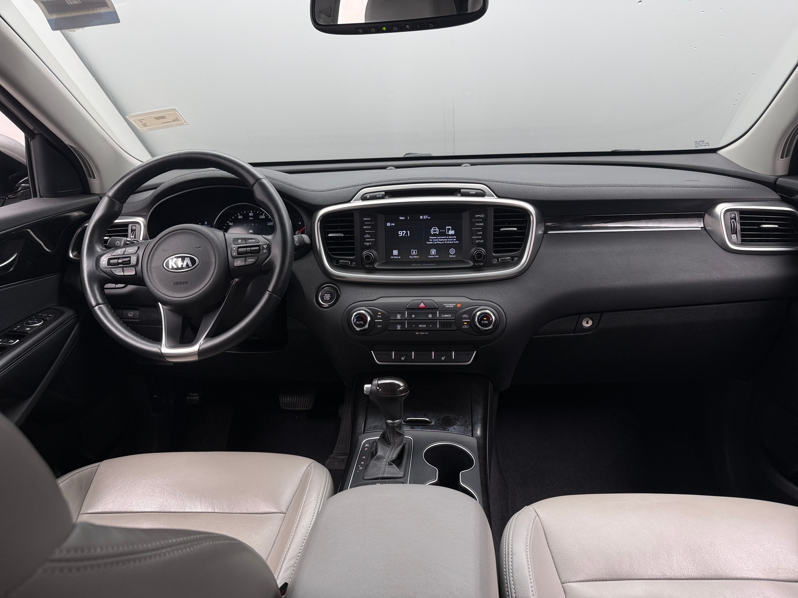 Thumbnail: 2018 Kia Sorento - 2