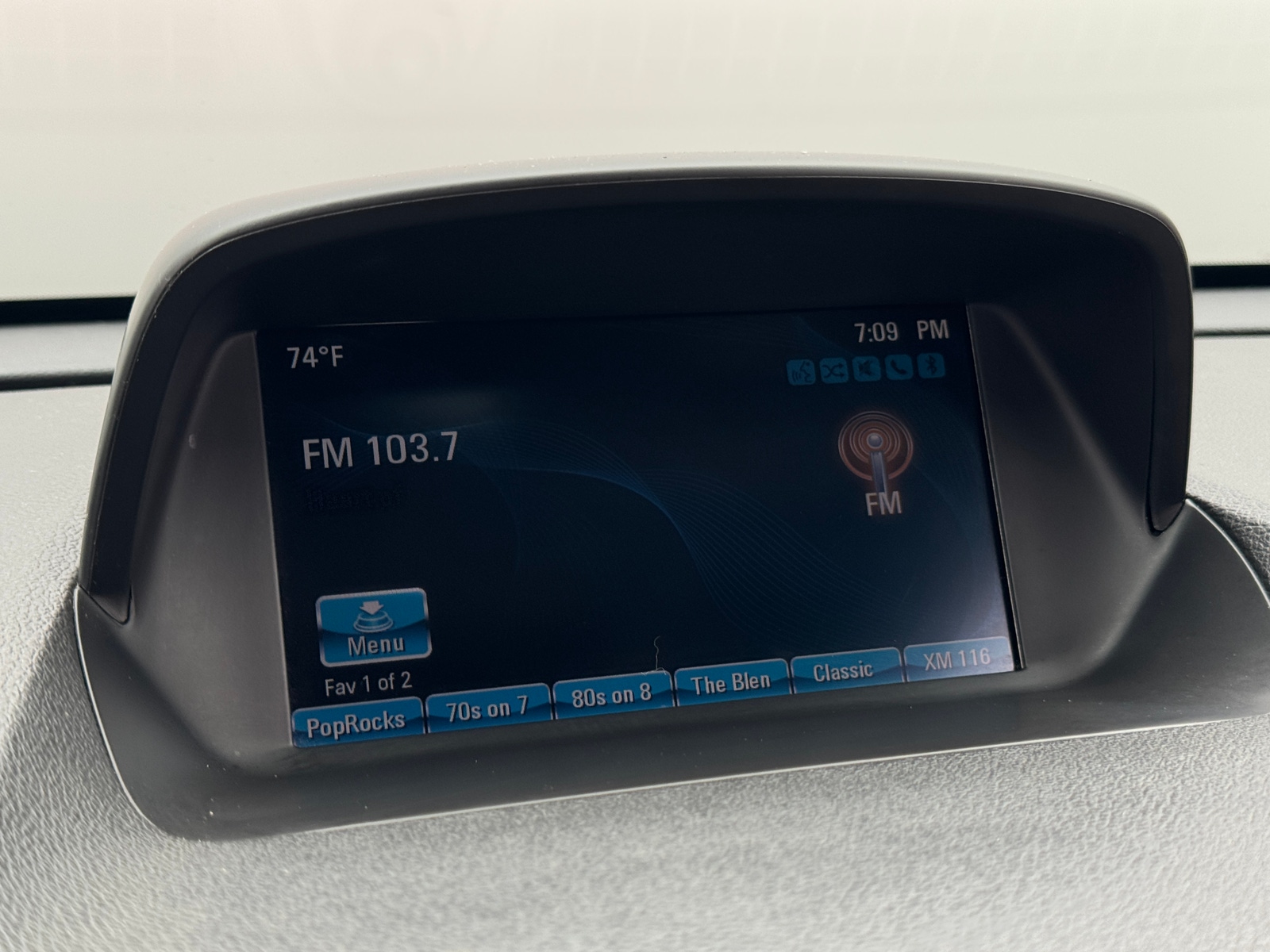 Thumbnail: 2015 Buick Encore - 3