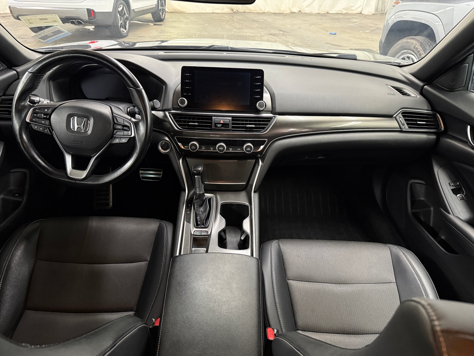 Thumbnail: 2018 Honda Accord - 3