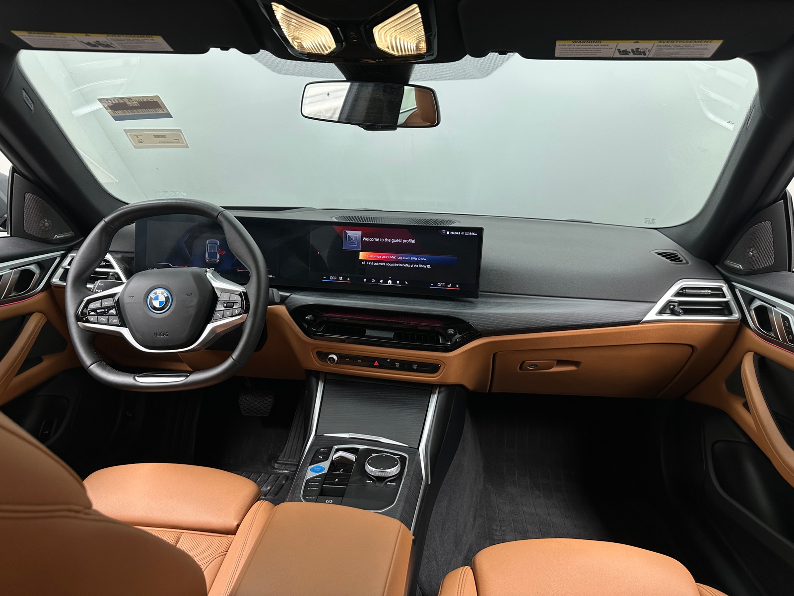 Thumbnail: 2025 BMW i4 - 2