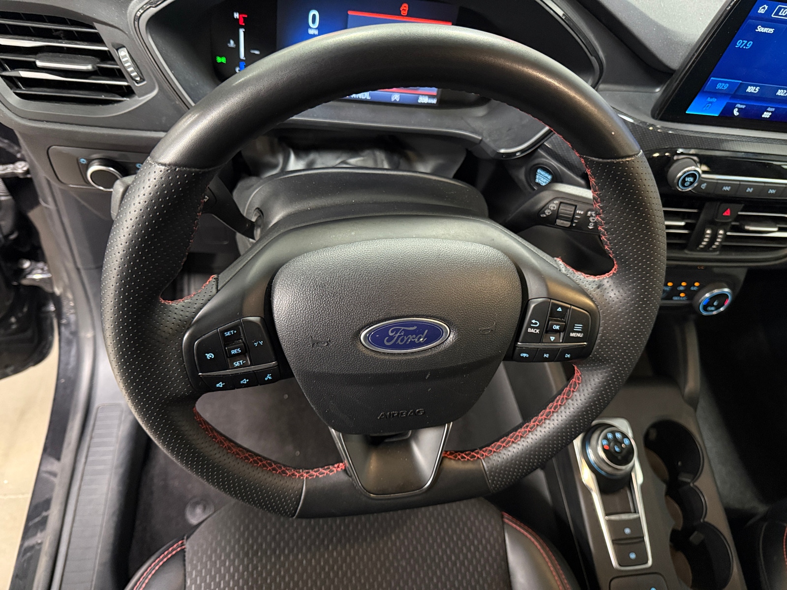 Thumbnail: 2025 Ford Escape - 5