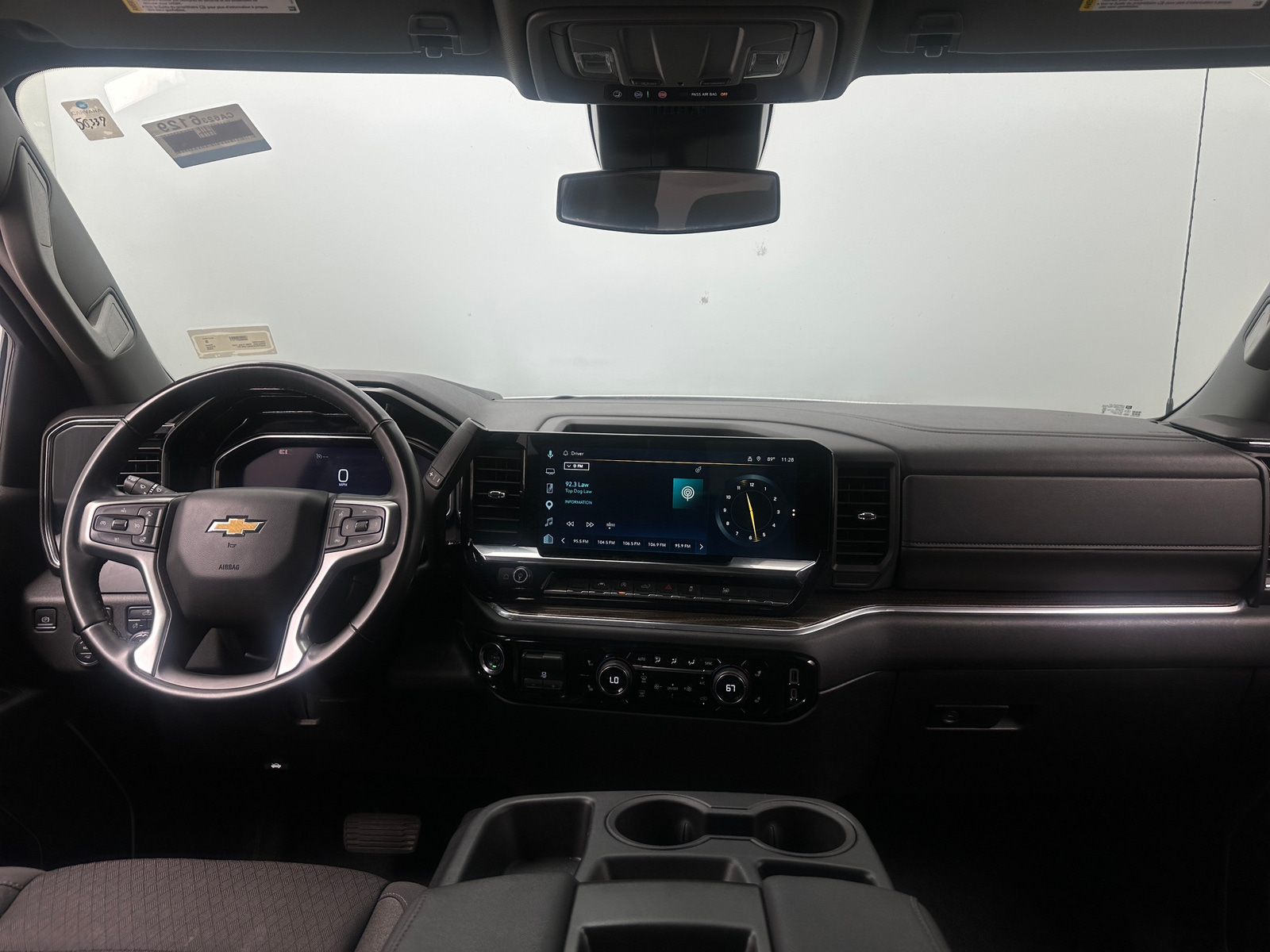 Thumbnail: 2025 Chevrolet Silverado 1500 - 3