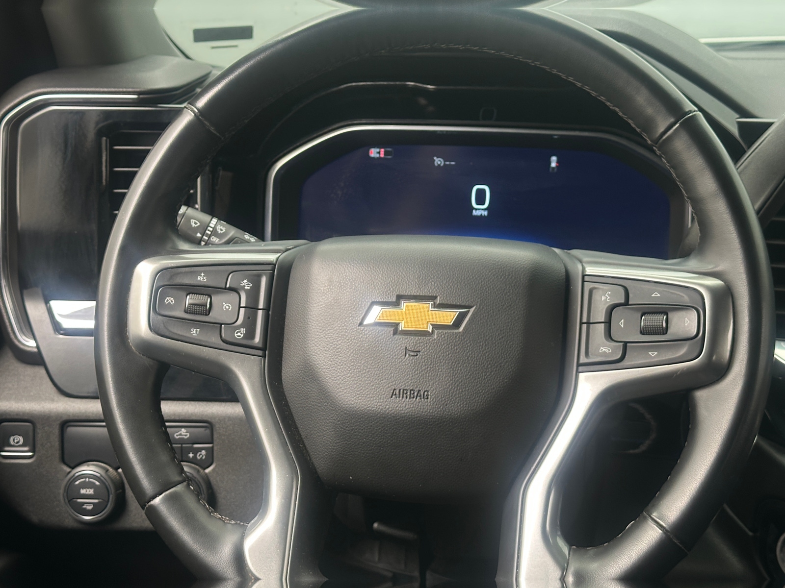 Thumbnail: 2025 Chevrolet Silverado 1500 - 5