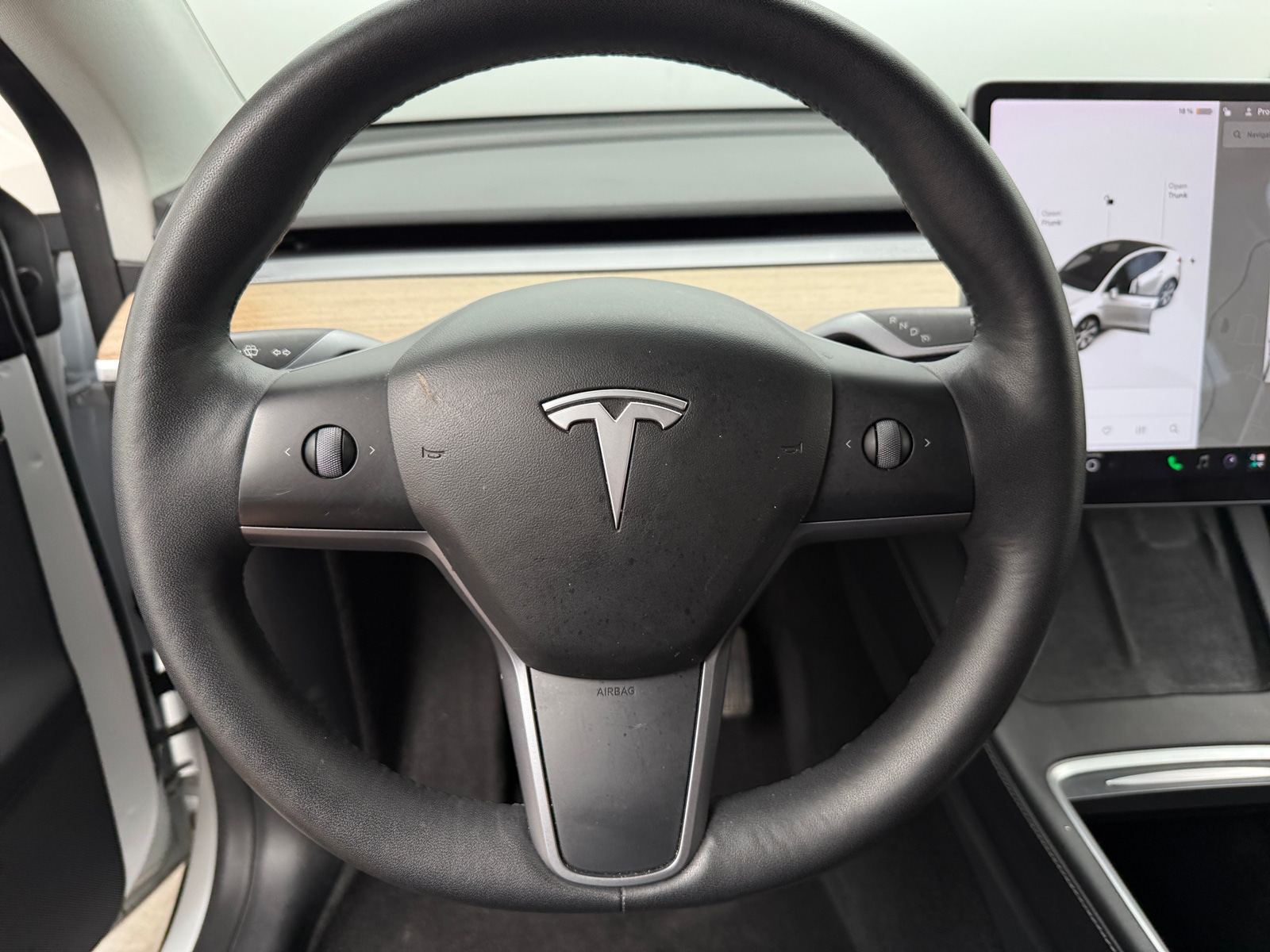 Thumbnail: 2022 Tesla Model Y - 4