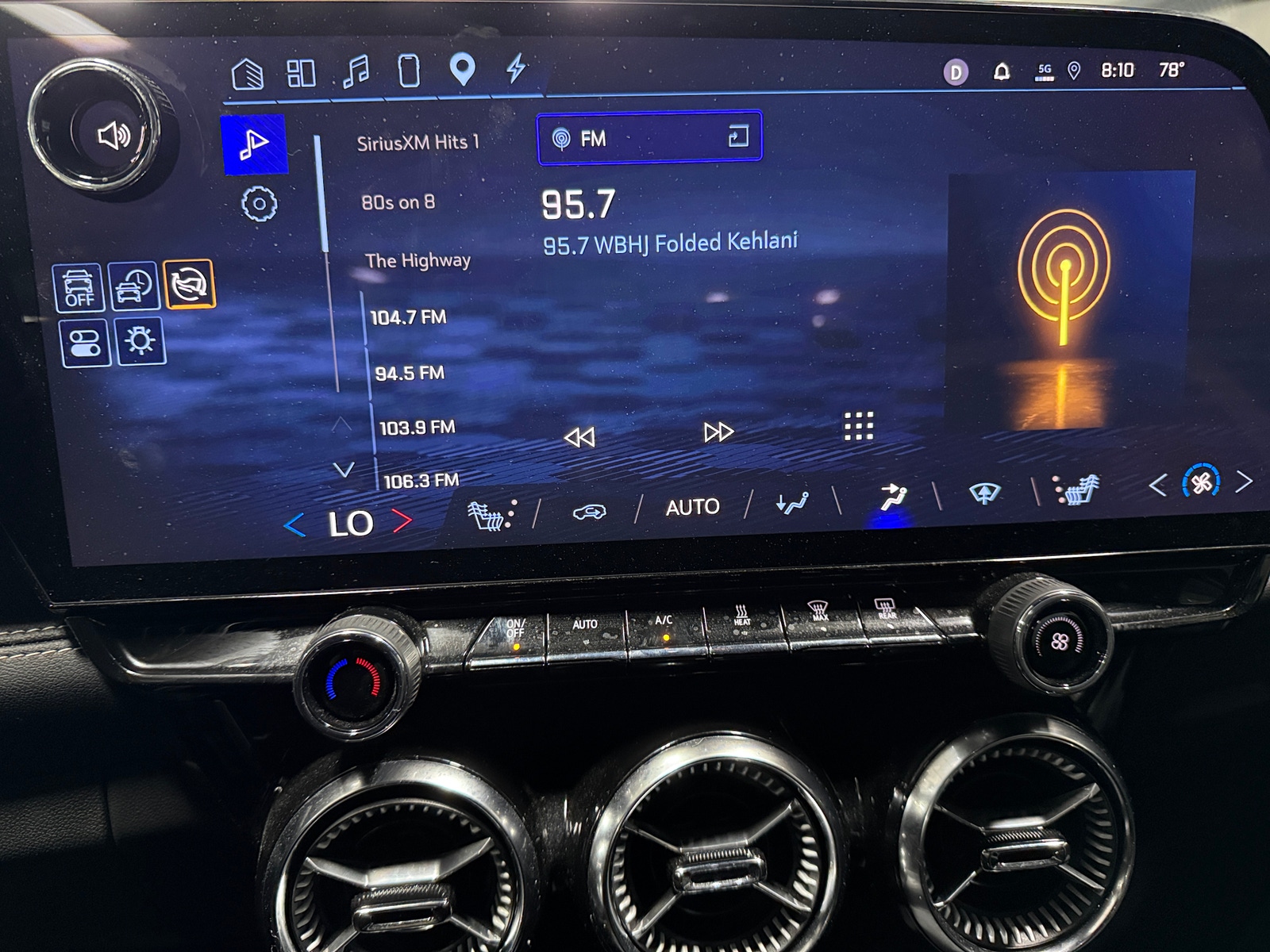 Thumbnail: 2024 Chevrolet Blazer EV - 3