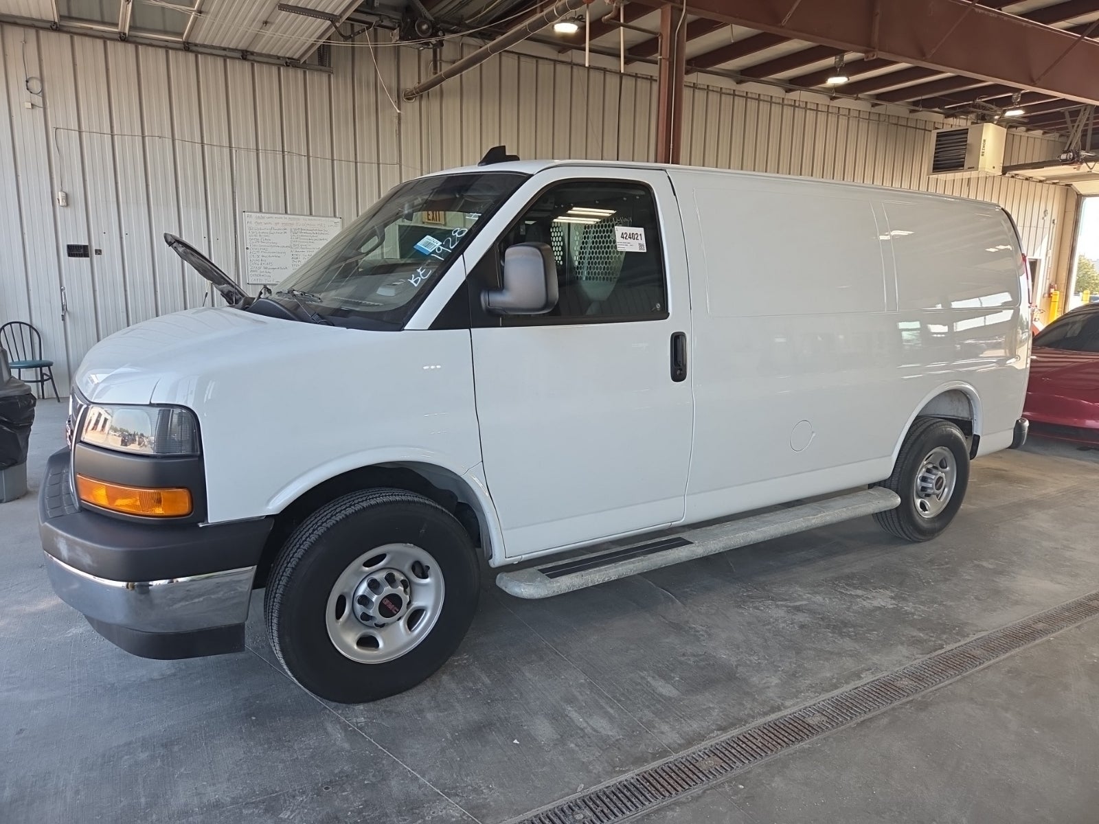 2025 GMC Savana Cargo Work Van