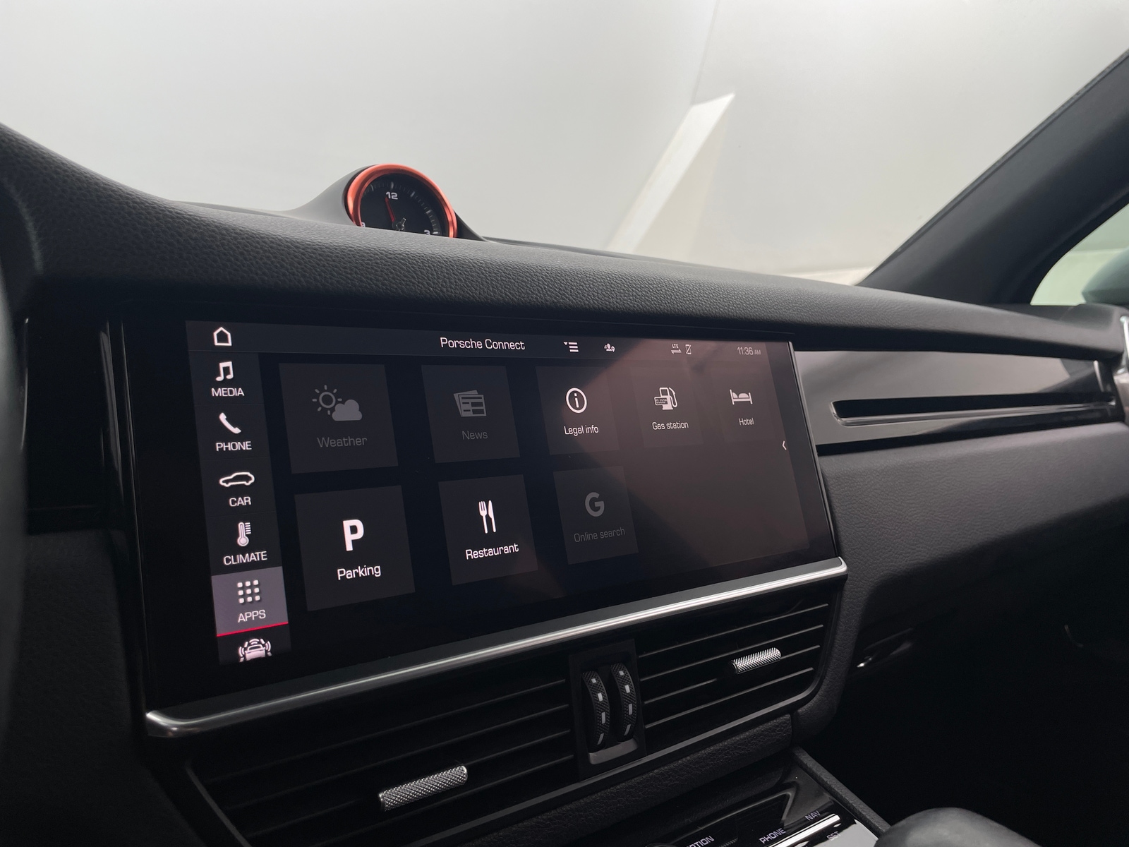 Thumbnail: 2021 Porsche Cayenne - 4
