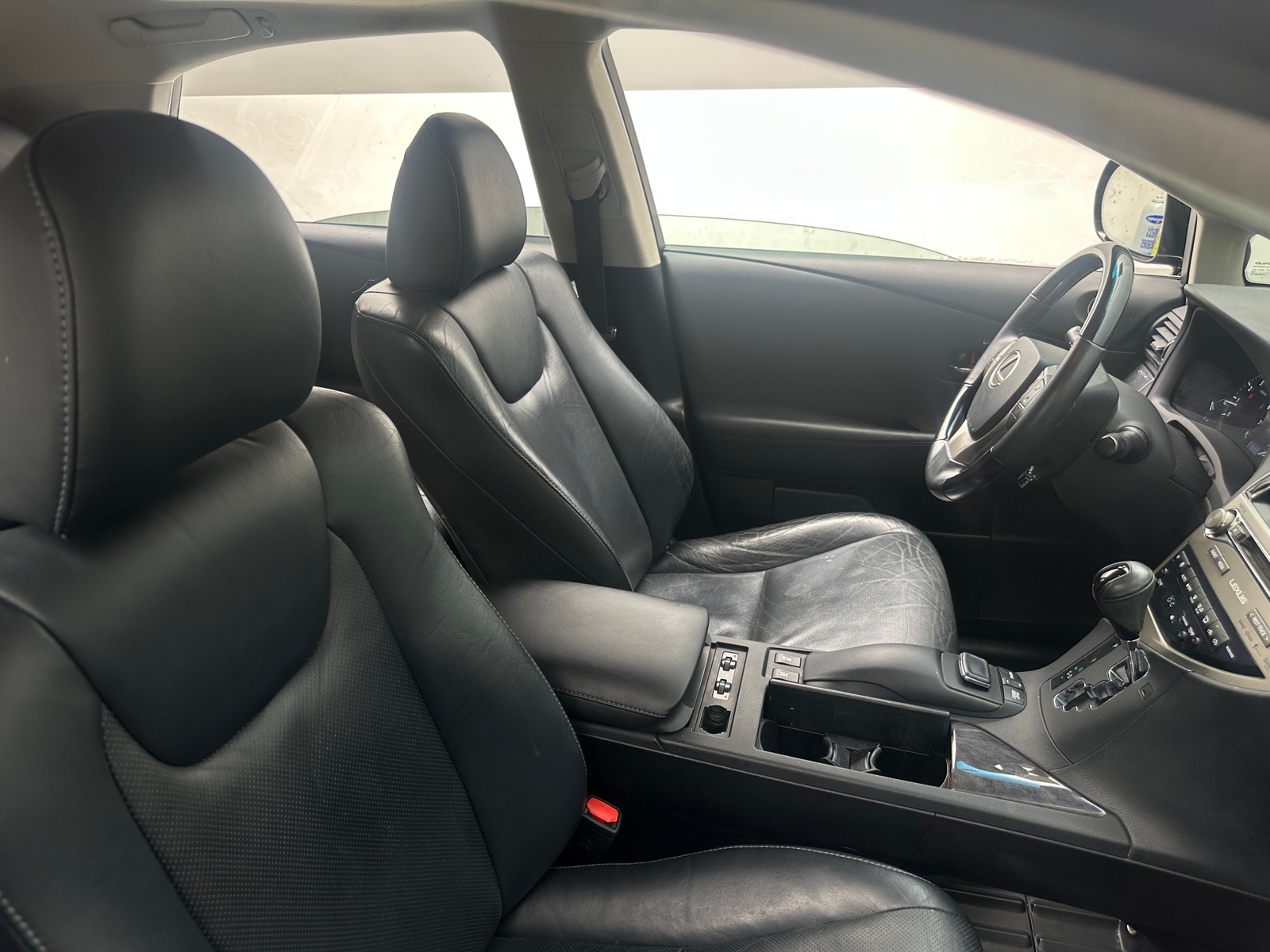 Thumbnail: 2015 Lexus RX - 2