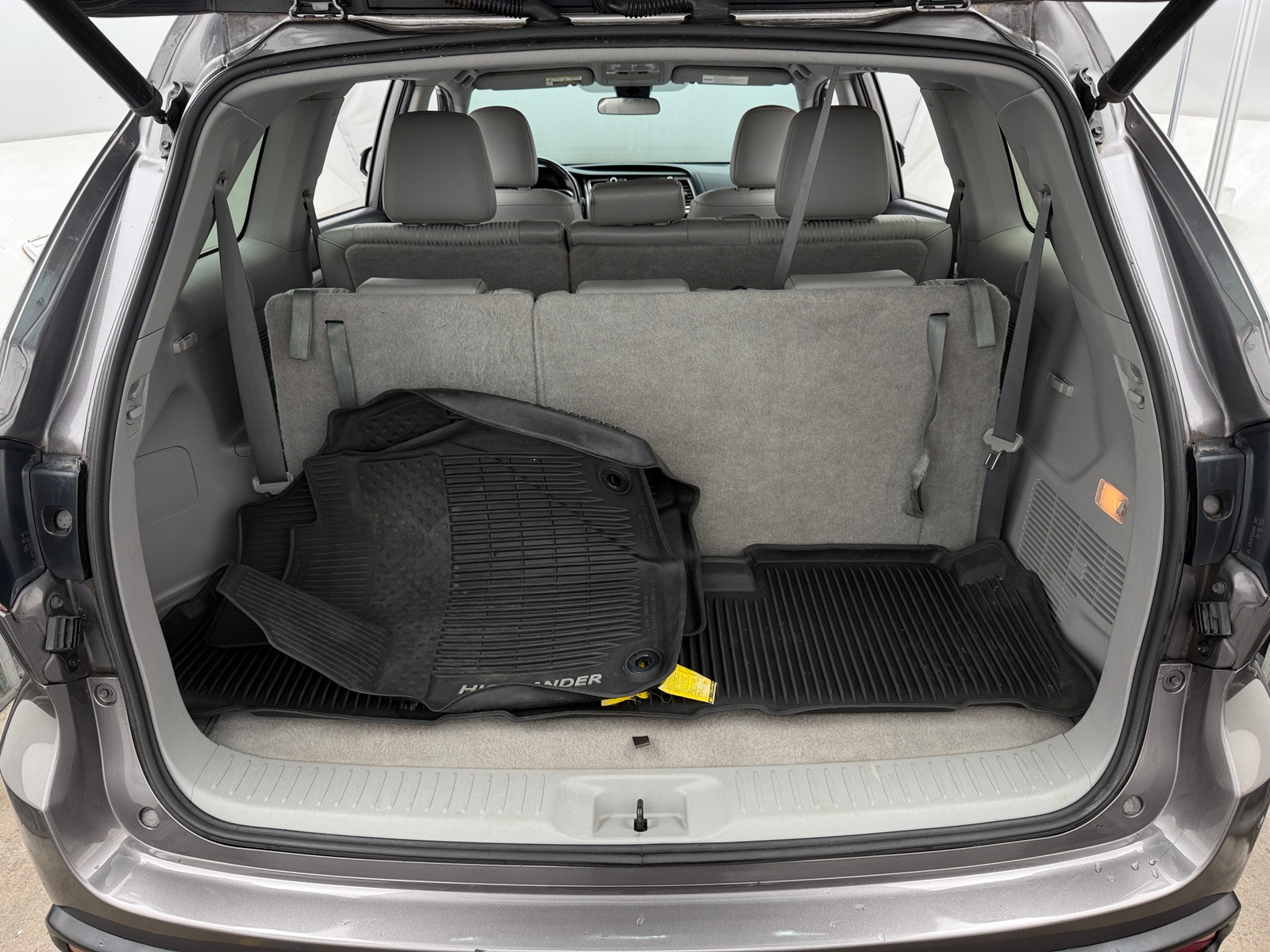 Thumbnail: 2019 Toyota Highlander - 7