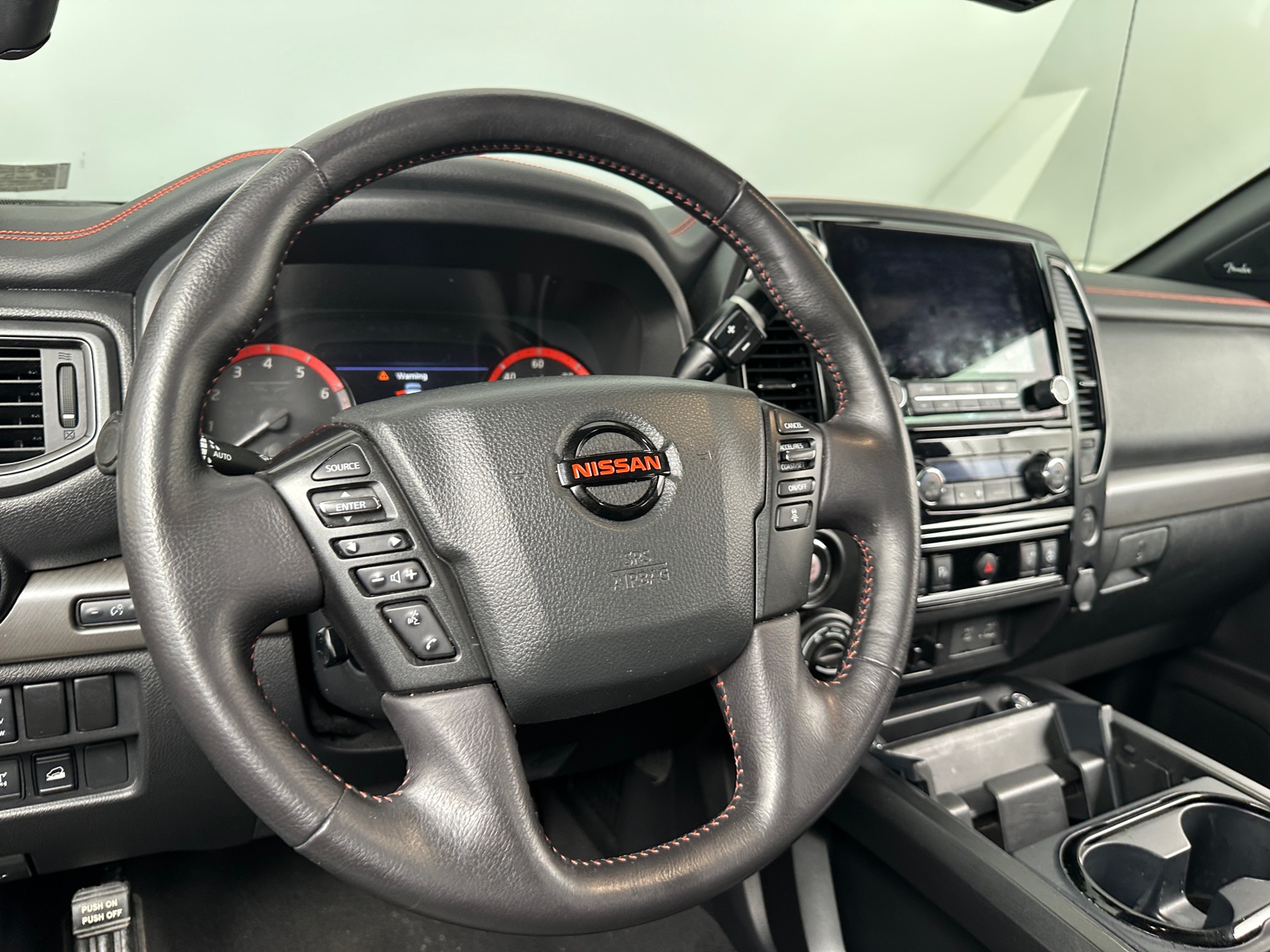 Thumbnail: 2021 Nissan Titan - 4