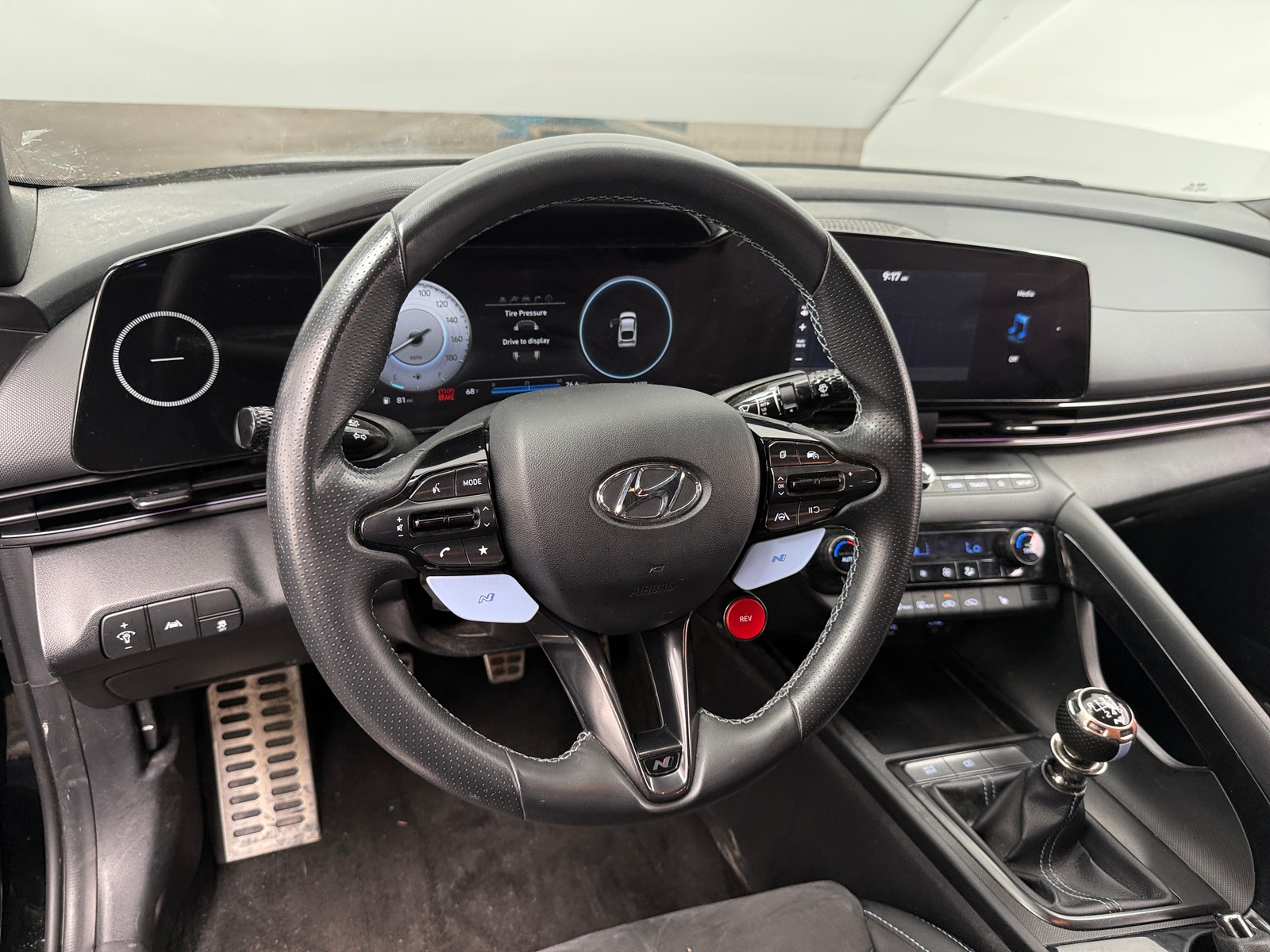 Thumbnail: 2023 Hyundai Elantra - 4