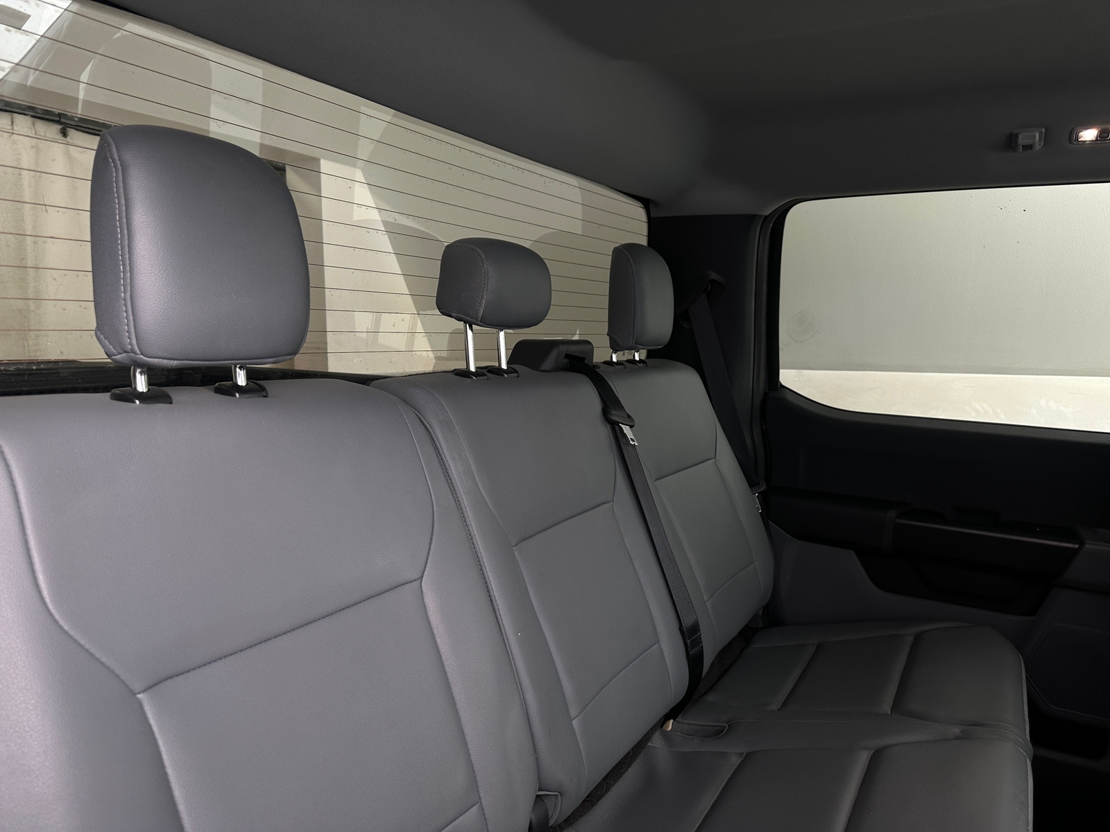 Thumbnail: 2022 Ford Econoline - 6