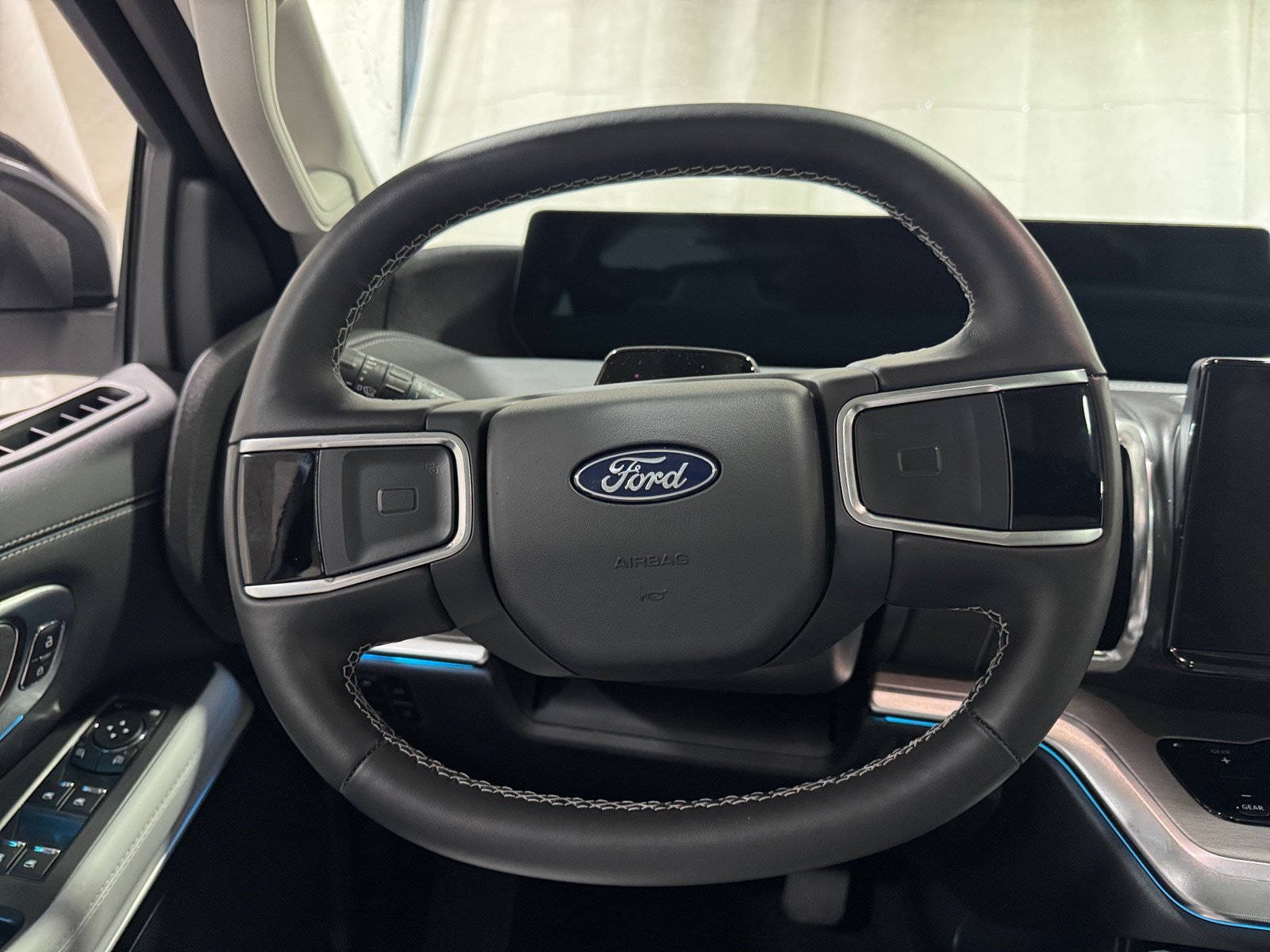 Thumbnail: 2026 Ford Expedition - 4