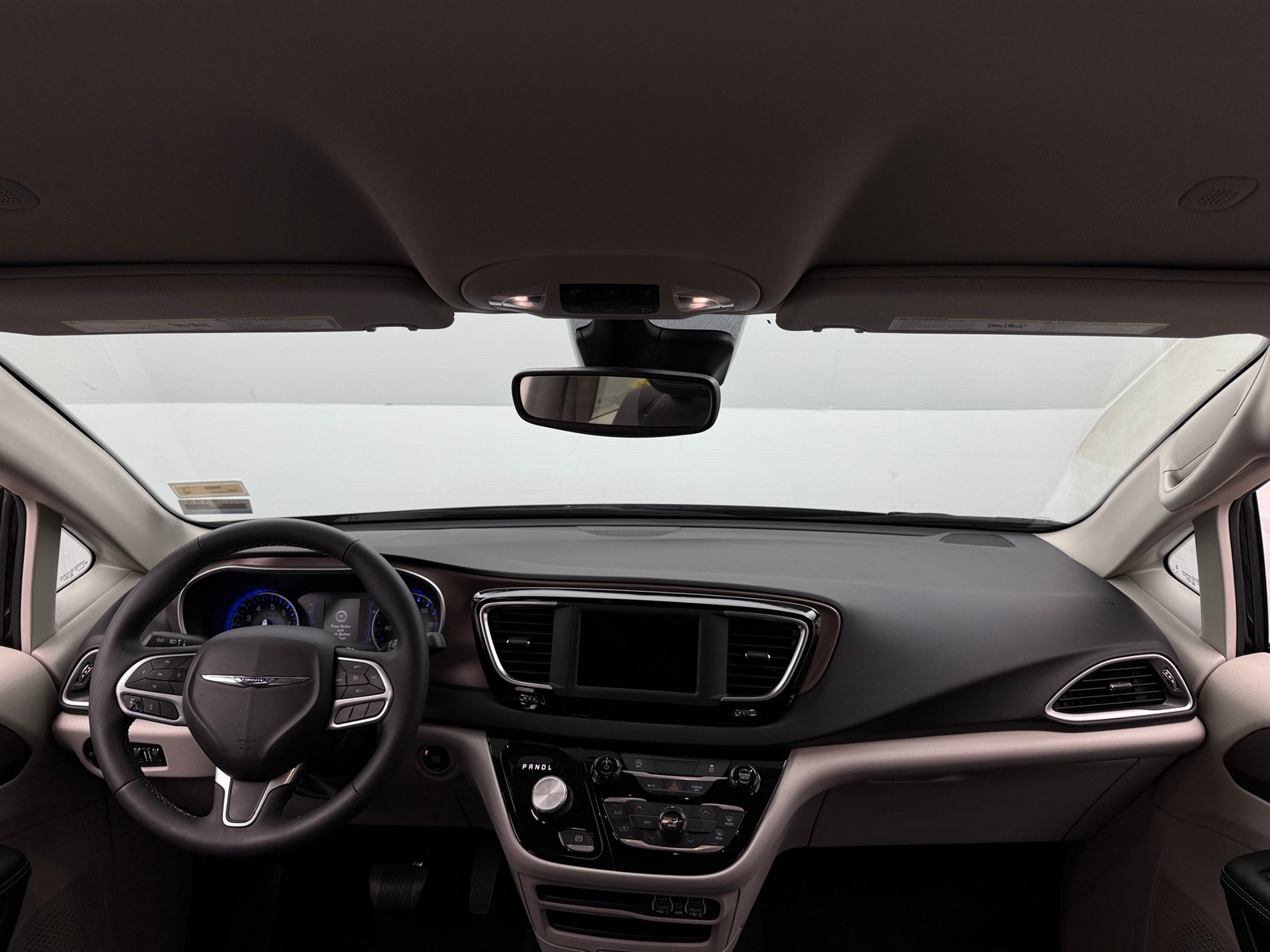 Thumbnail: 2024 Chrysler Voyager - 3