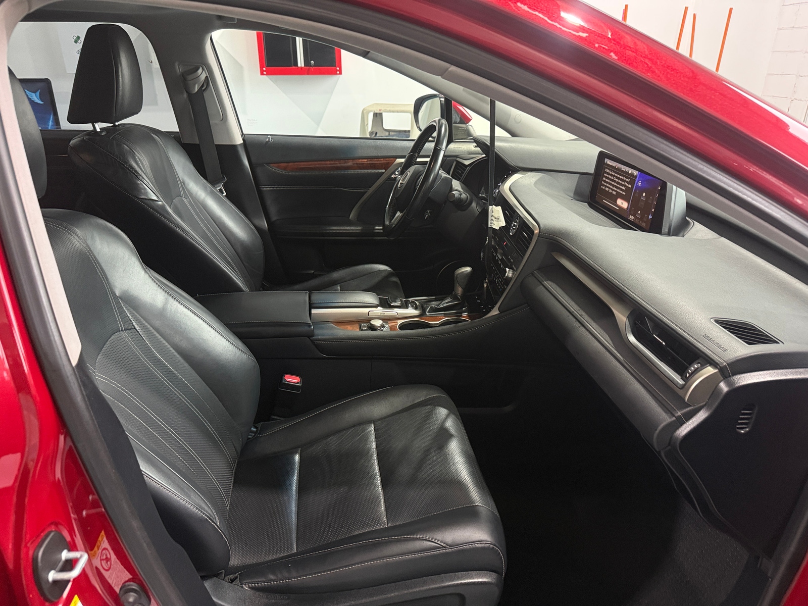 Thumbnail: 2019 Lexus RX - 2