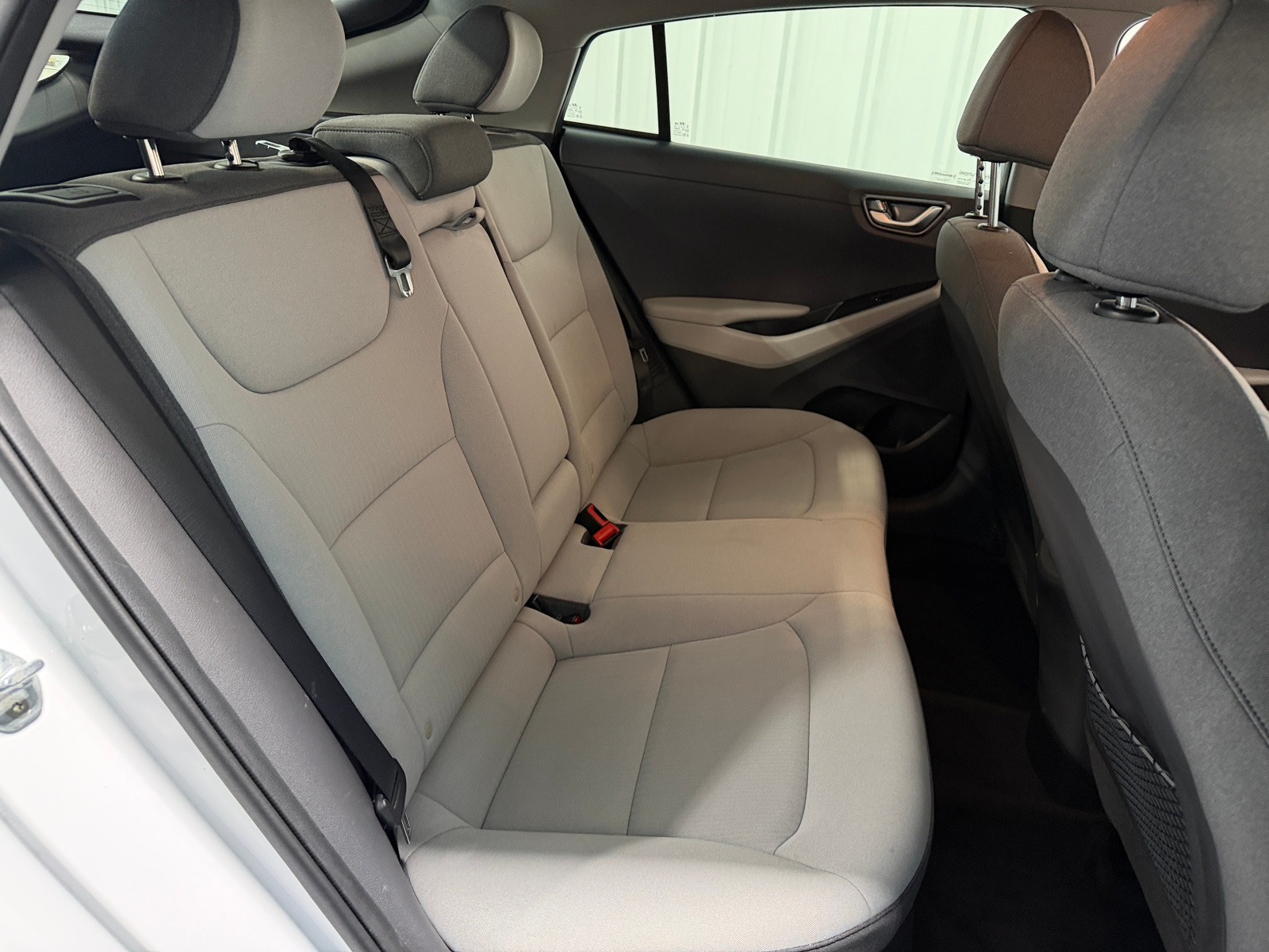 Thumbnail: 2021 Hyundai Ioniq - 6