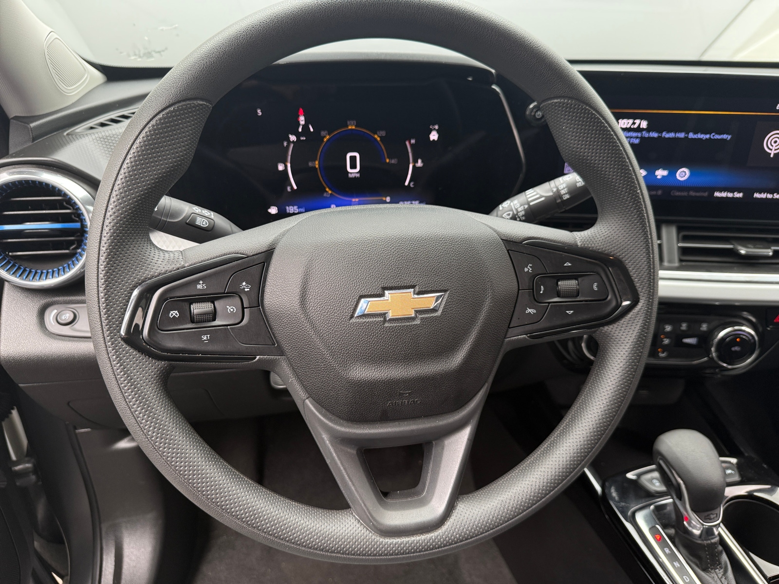 Thumbnail: 2026 Chevrolet Trax - 4