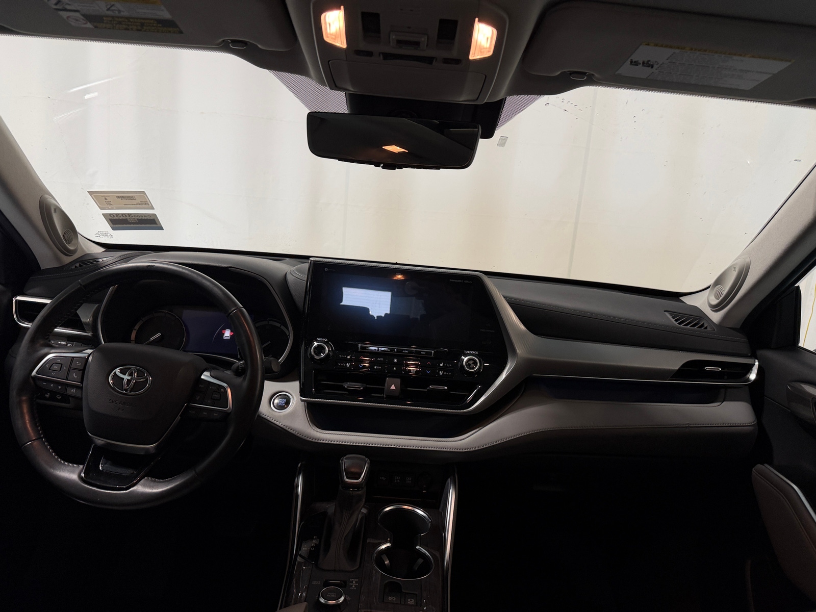 Thumbnail: 2021 Toyota Highlander - 2