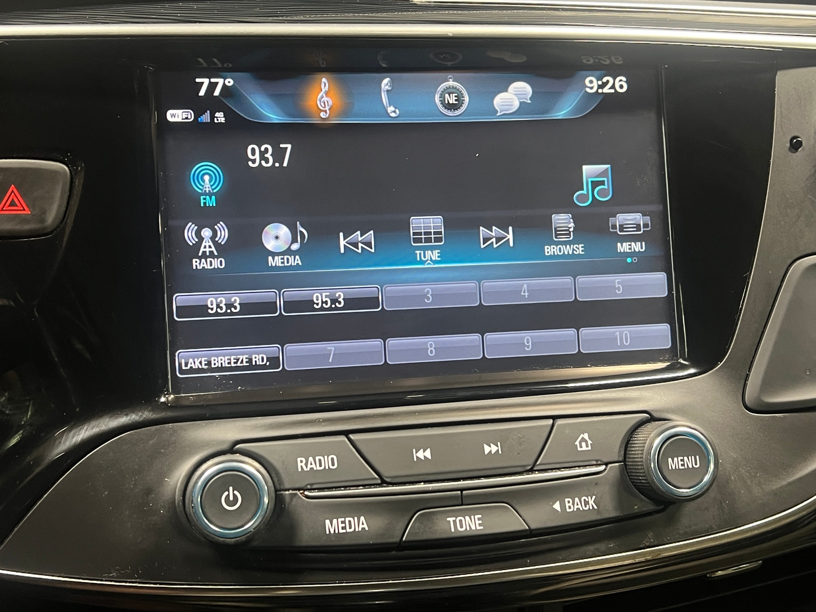 Thumbnail: 2017 Buick Envision - 3