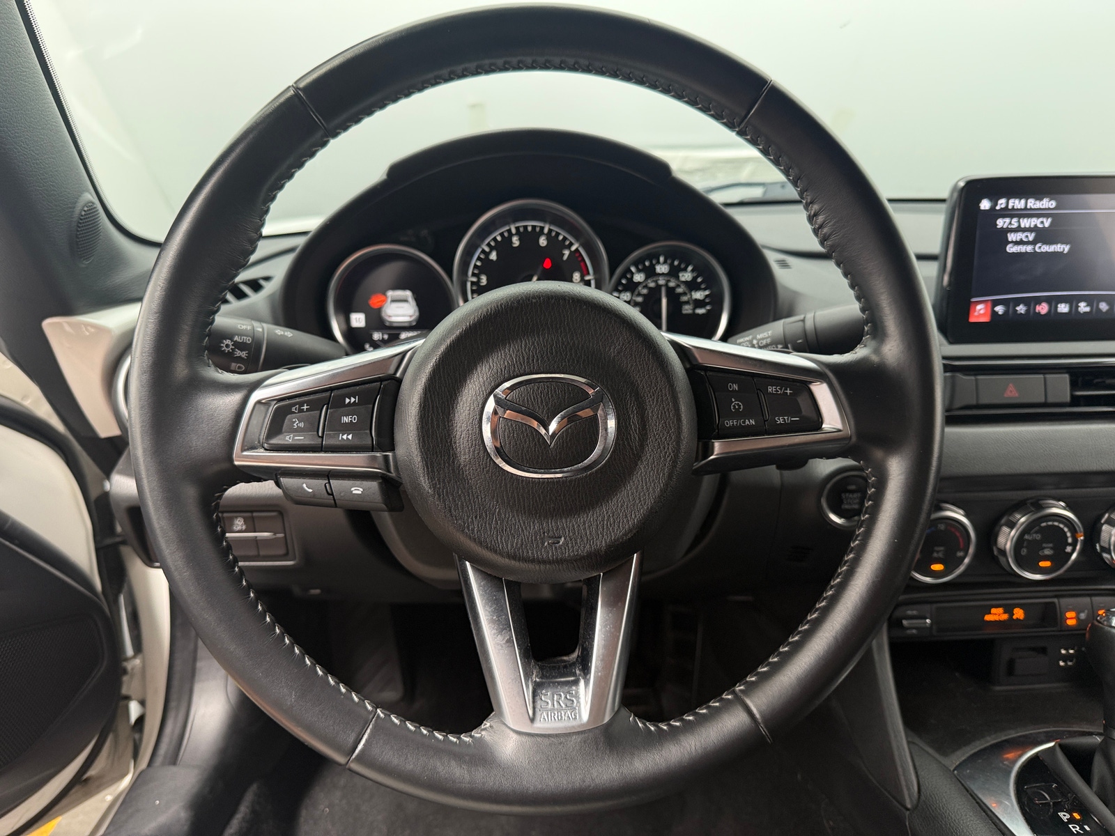 Thumbnail: 2022 Mazda MX-5 Miata - 3