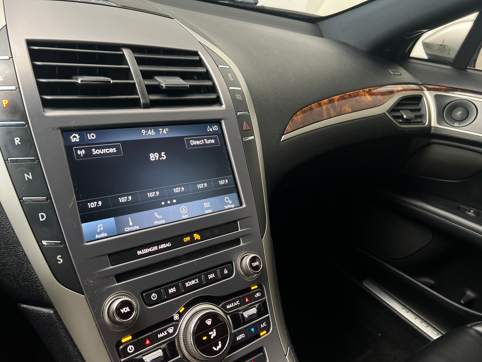 Thumbnail: 2019 Lincoln MKZ - 3