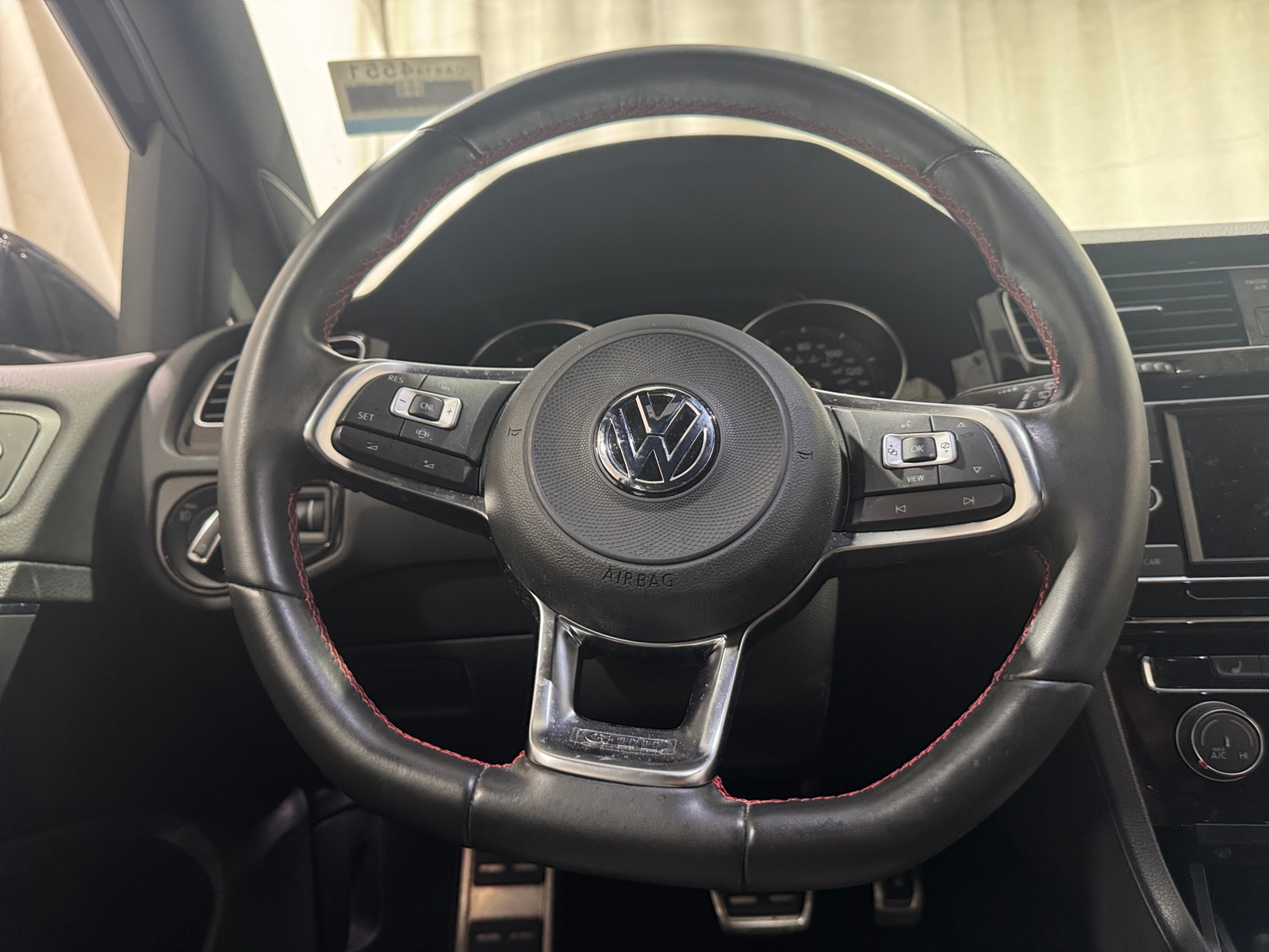Thumbnail: 2019 Volkswagen Golf - 5