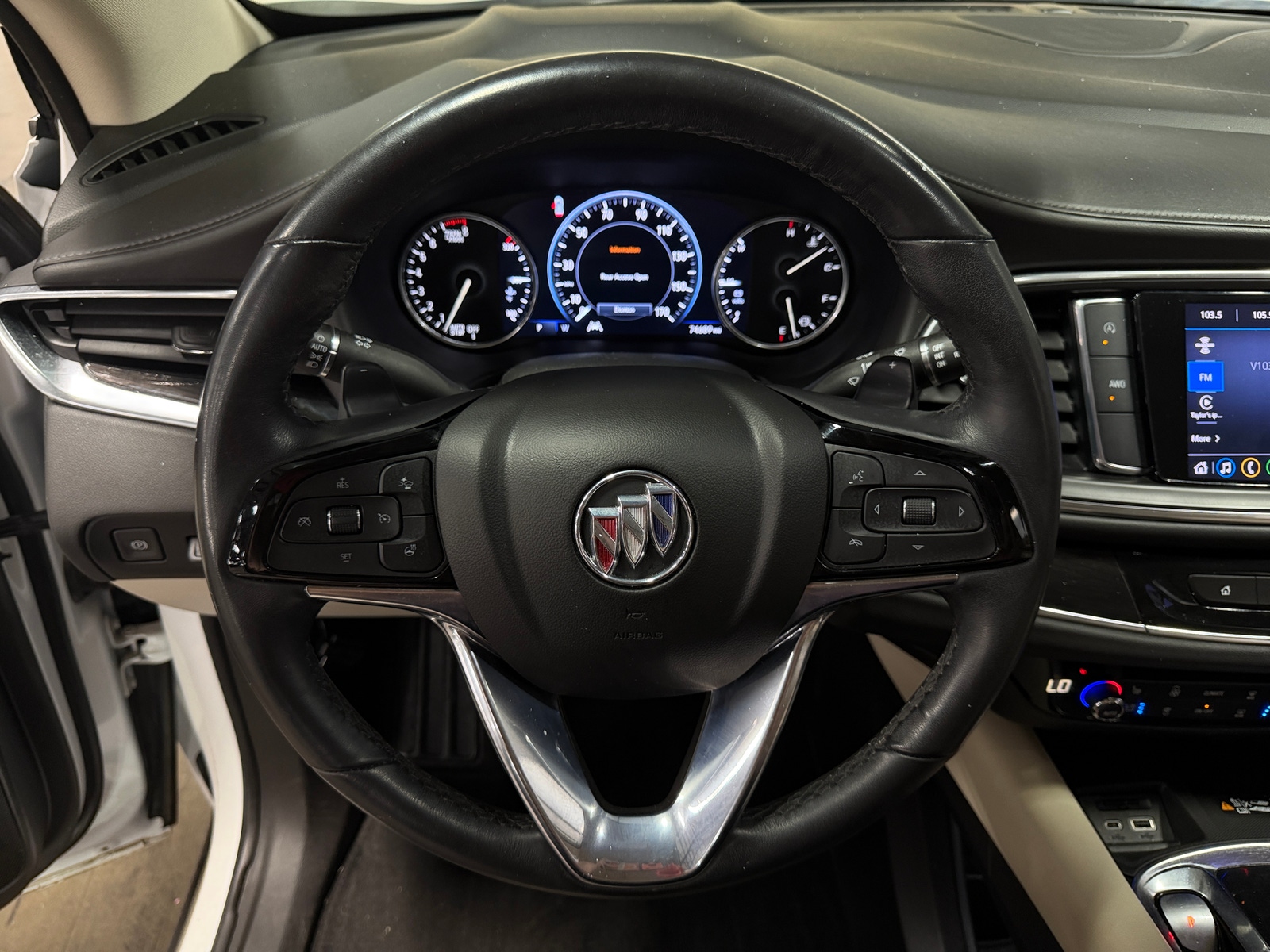 Thumbnail: 2022 Buick Enclave - 4