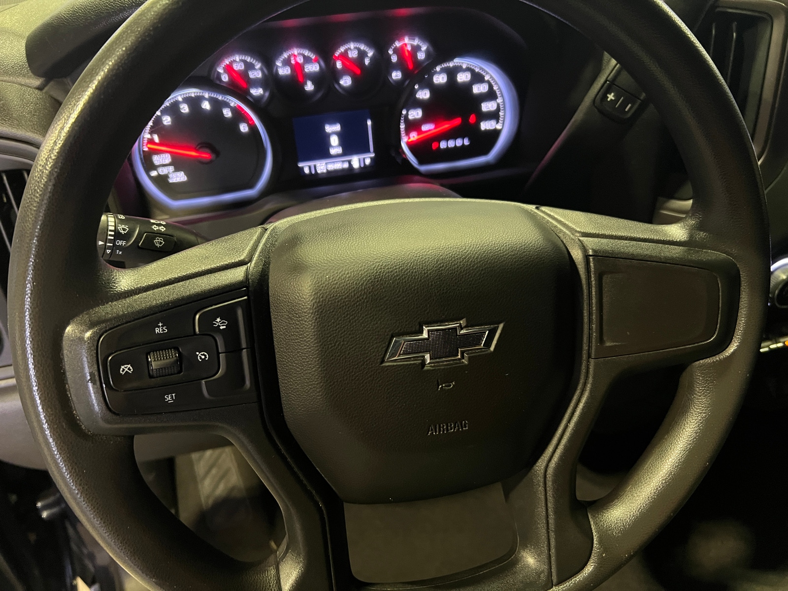 Thumbnail: 2022 Chevrolet Silverado 1500 - 5