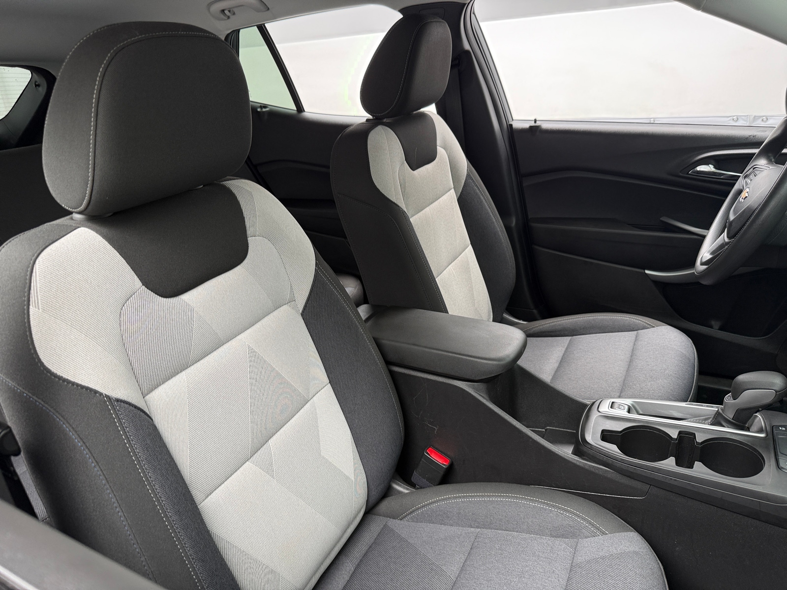 Thumbnail: 2024 Chevrolet Trax - 2