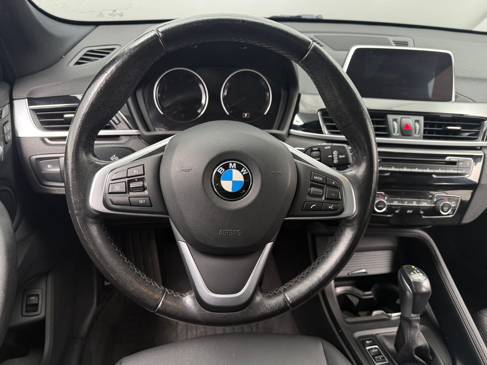 Thumbnail: 2018 BMW X1 - 4