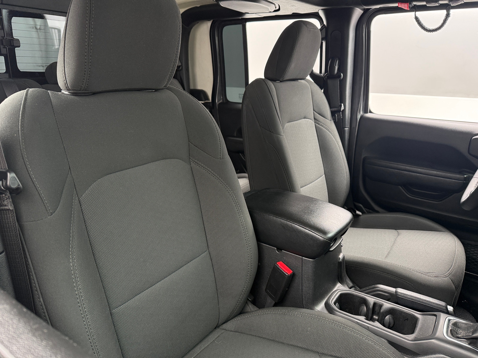 Thumbnail: 2023 Jeep Gladiator - 2