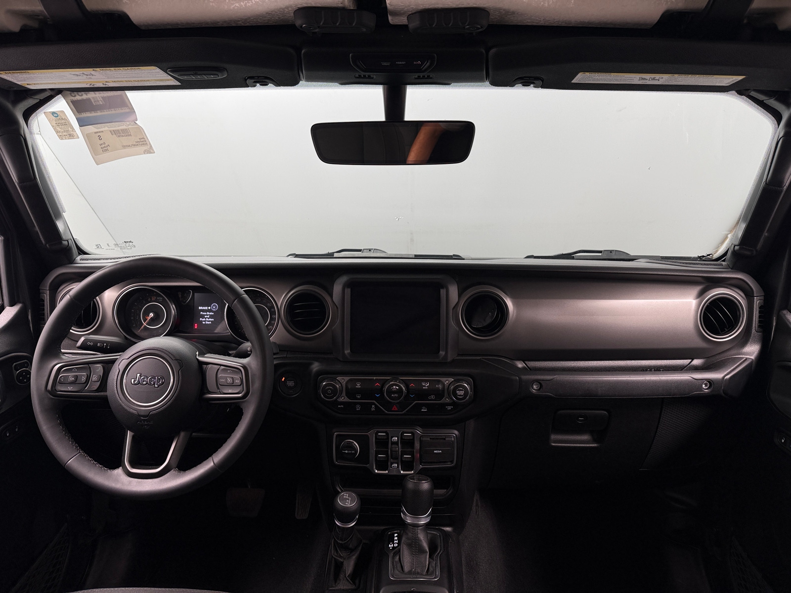 Thumbnail: 2023 Jeep Gladiator - 3