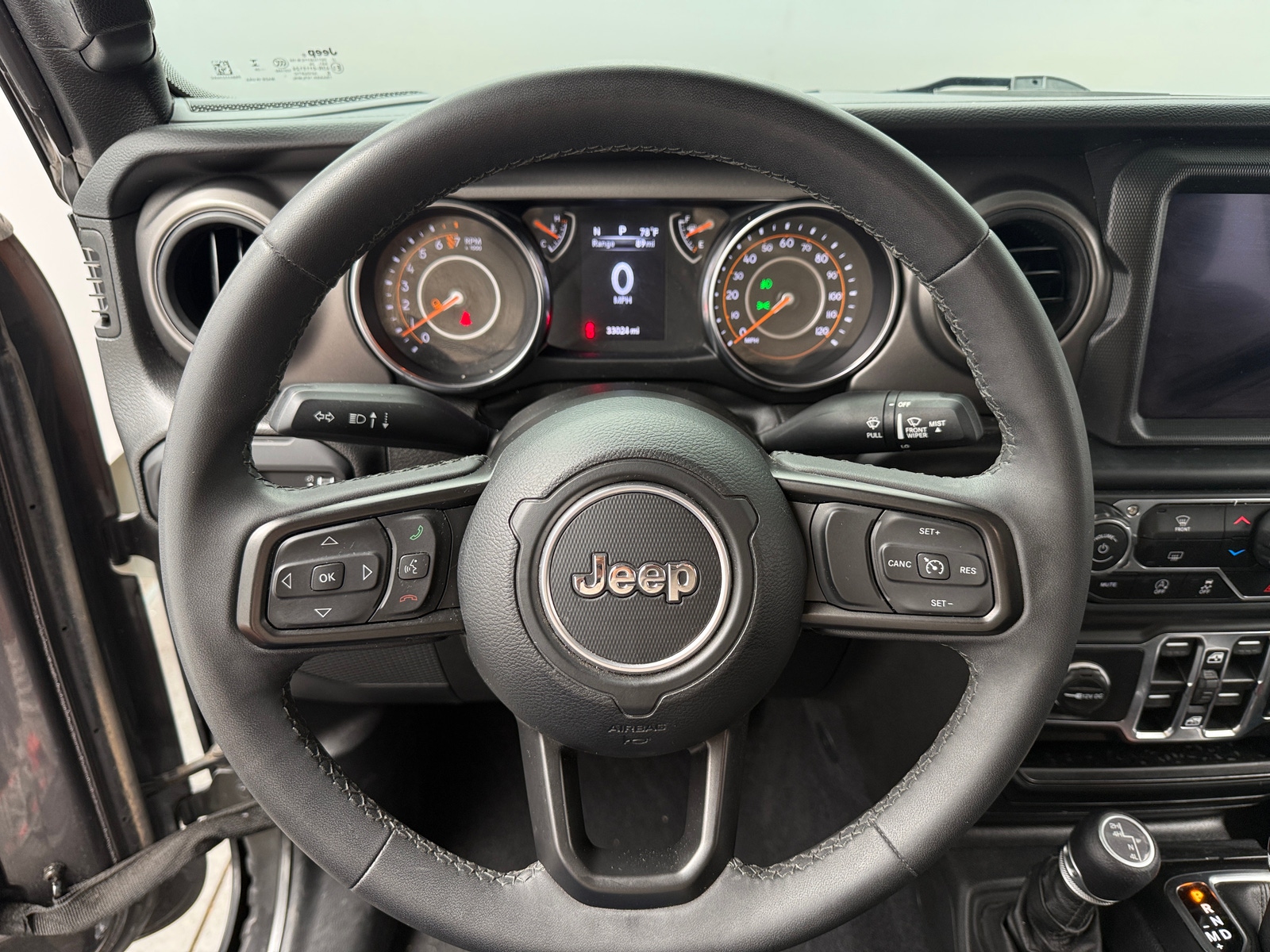 Thumbnail: 2023 Jeep Gladiator - 5