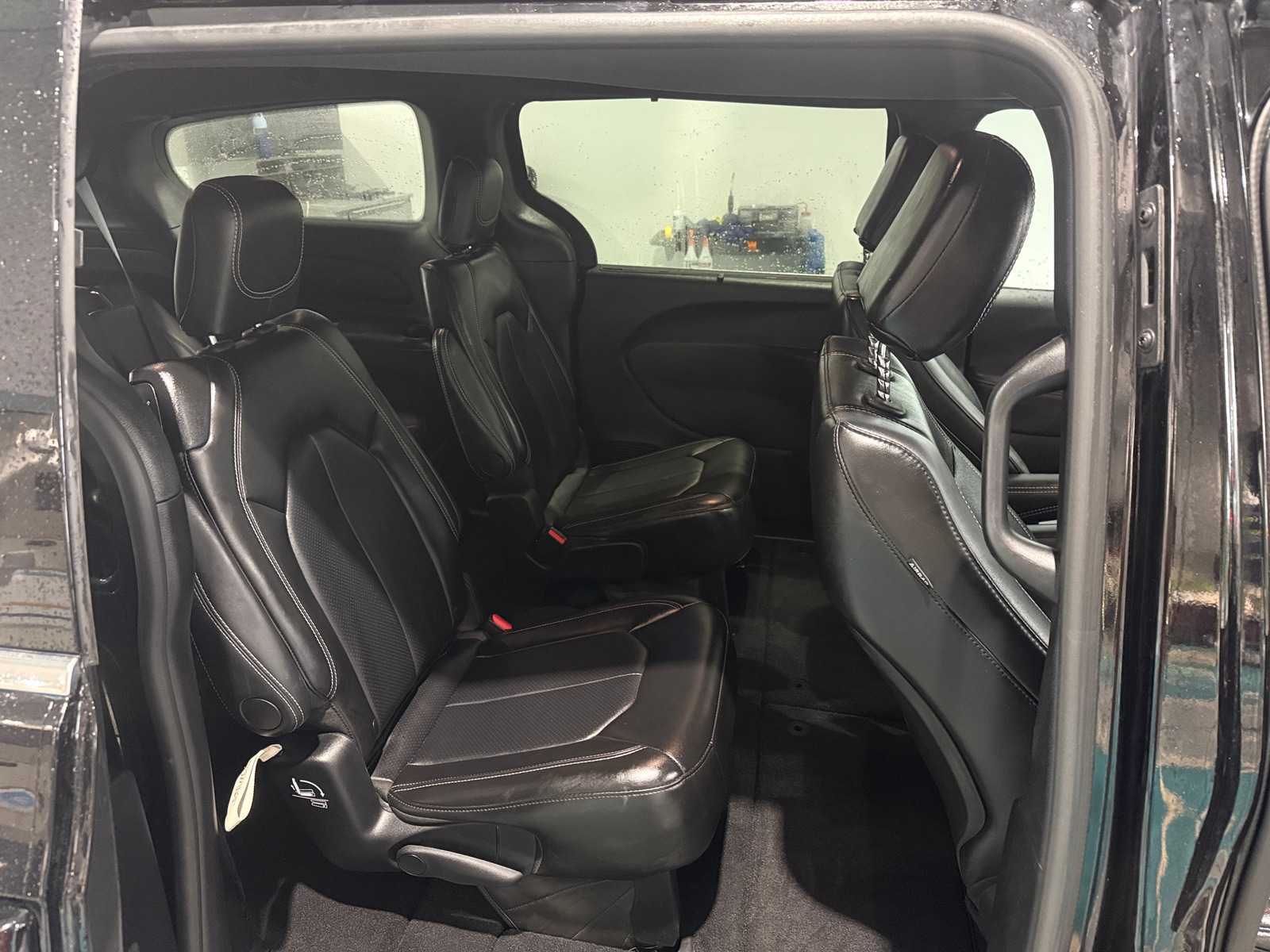 Thumbnail: 2025 Chrysler Pacifica - 5