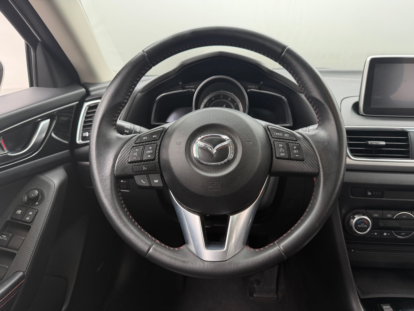 Thumbnail: 2015 Mazda Mazda3 - 4
