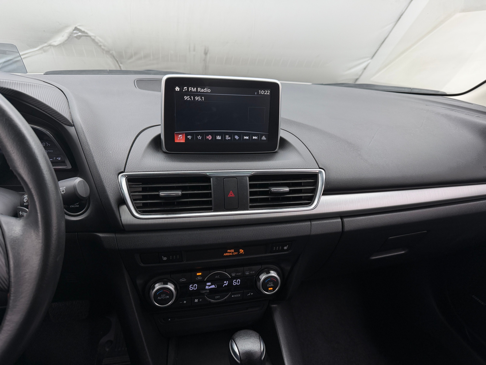 Thumbnail: 2015 Mazda Mazda3 - 3