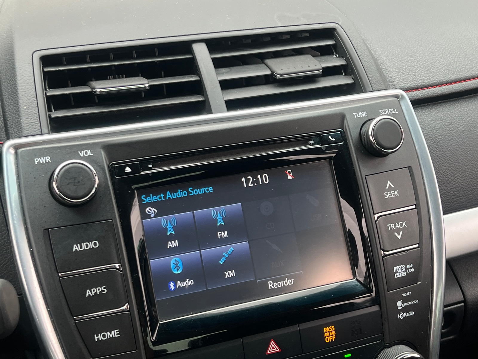Thumbnail: 2015 Toyota Camry - 4