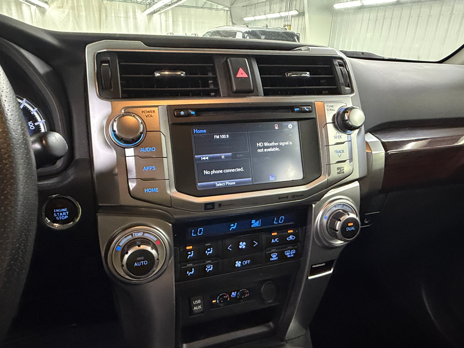 Thumbnail: 2019 Toyota 4Runner - 3